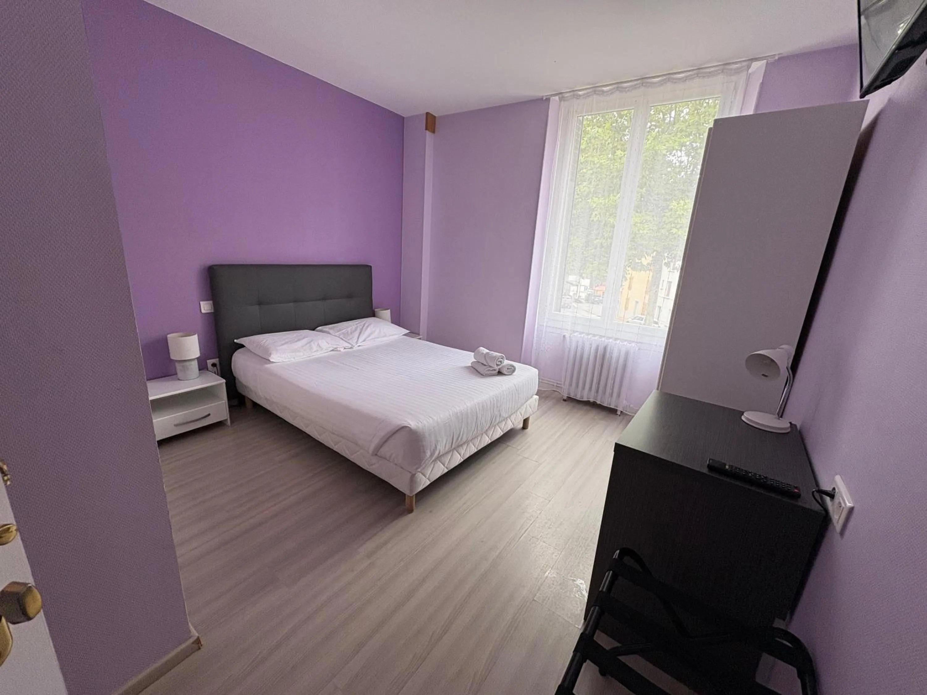 Bed in Hôtel Le Bellevue