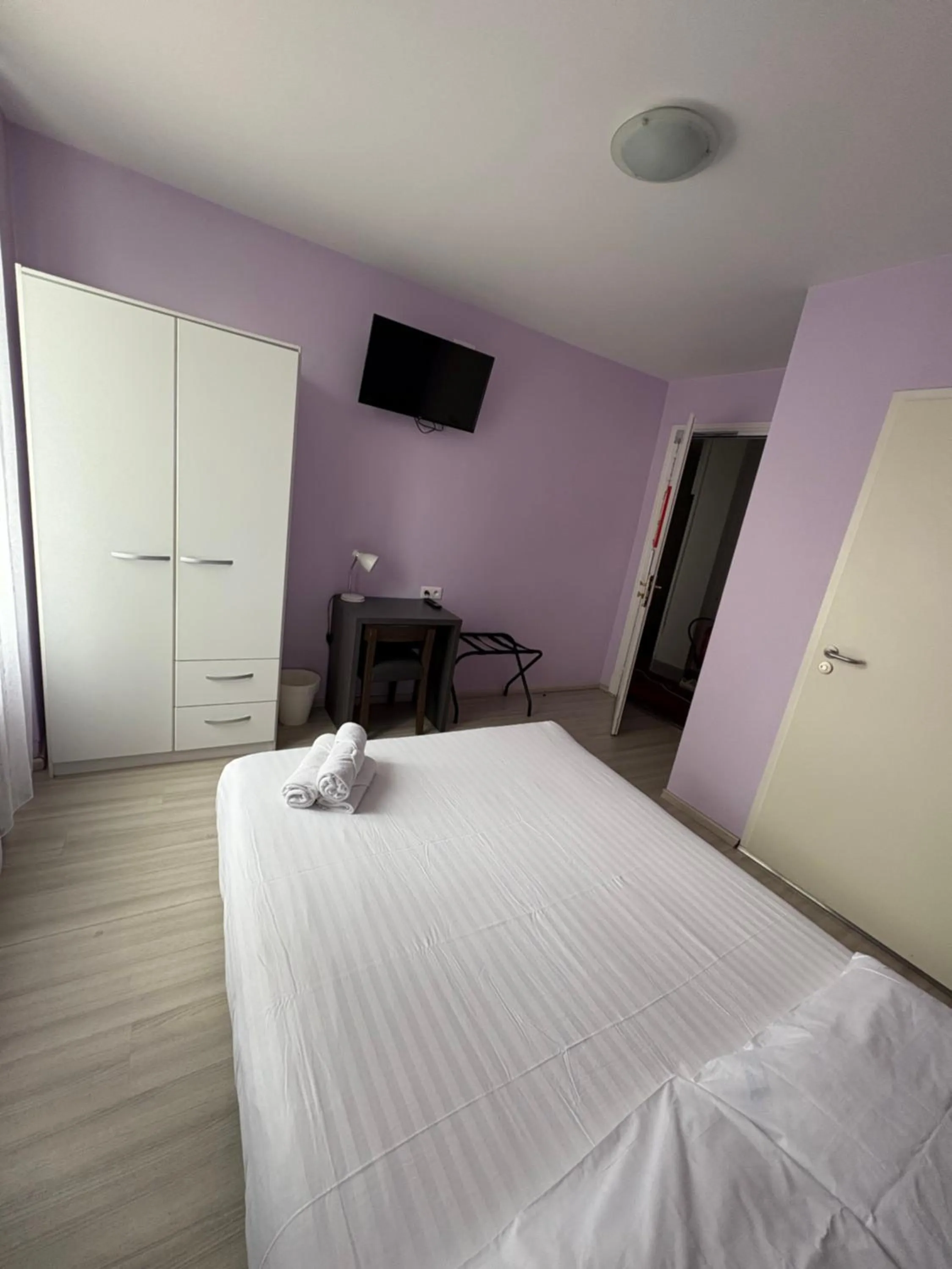 Bed in Hôtel Le Bellevue