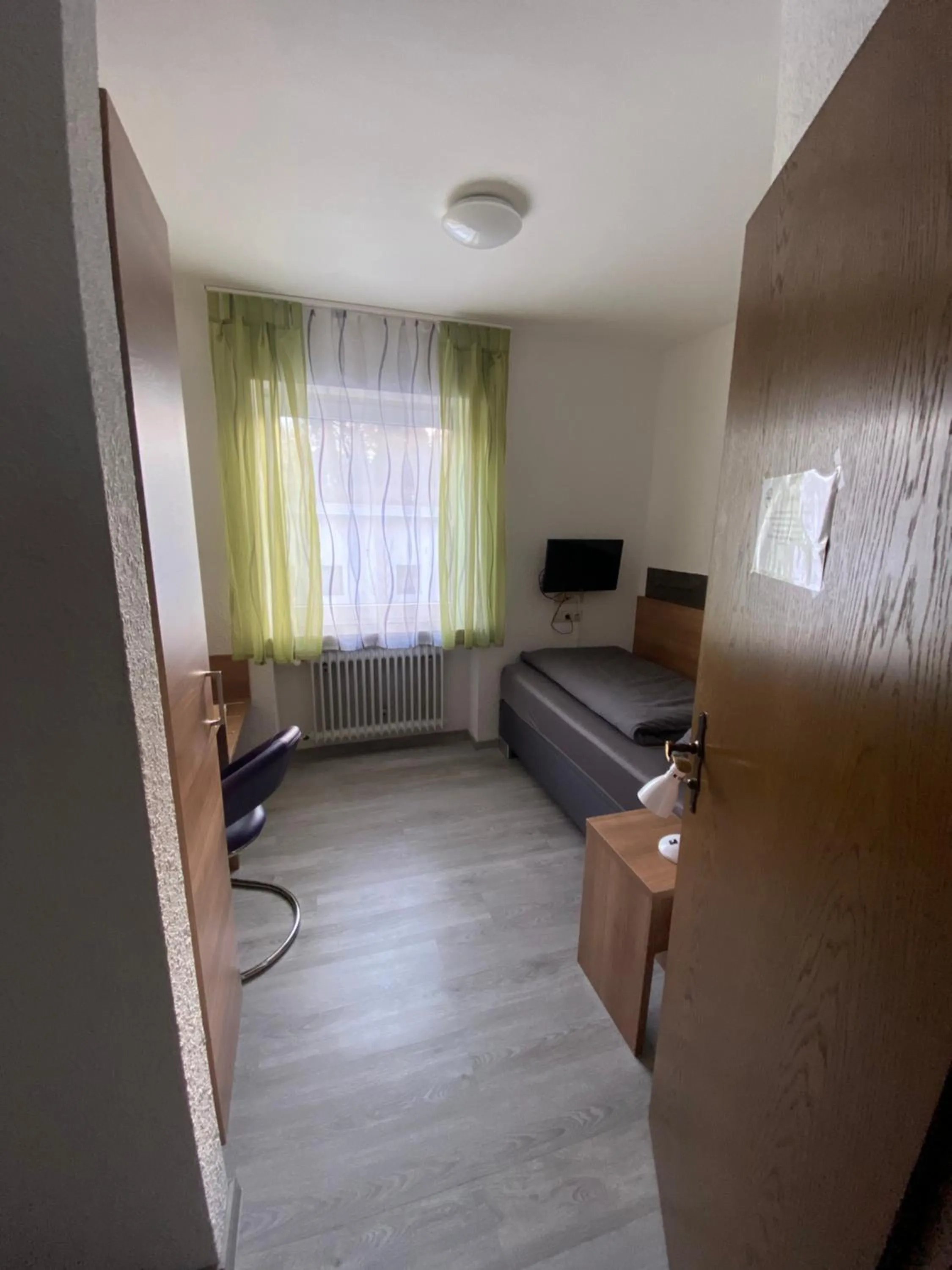 Photo of the whole room, Bed in Hotel M&S garni