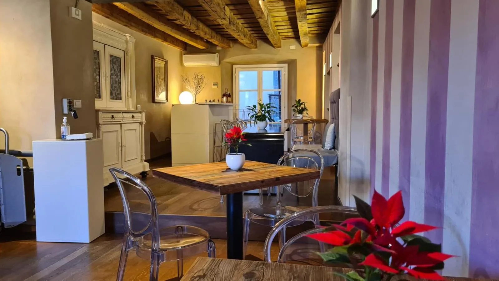 Restaurant/places to eat in Hotel Piazza Vecchia