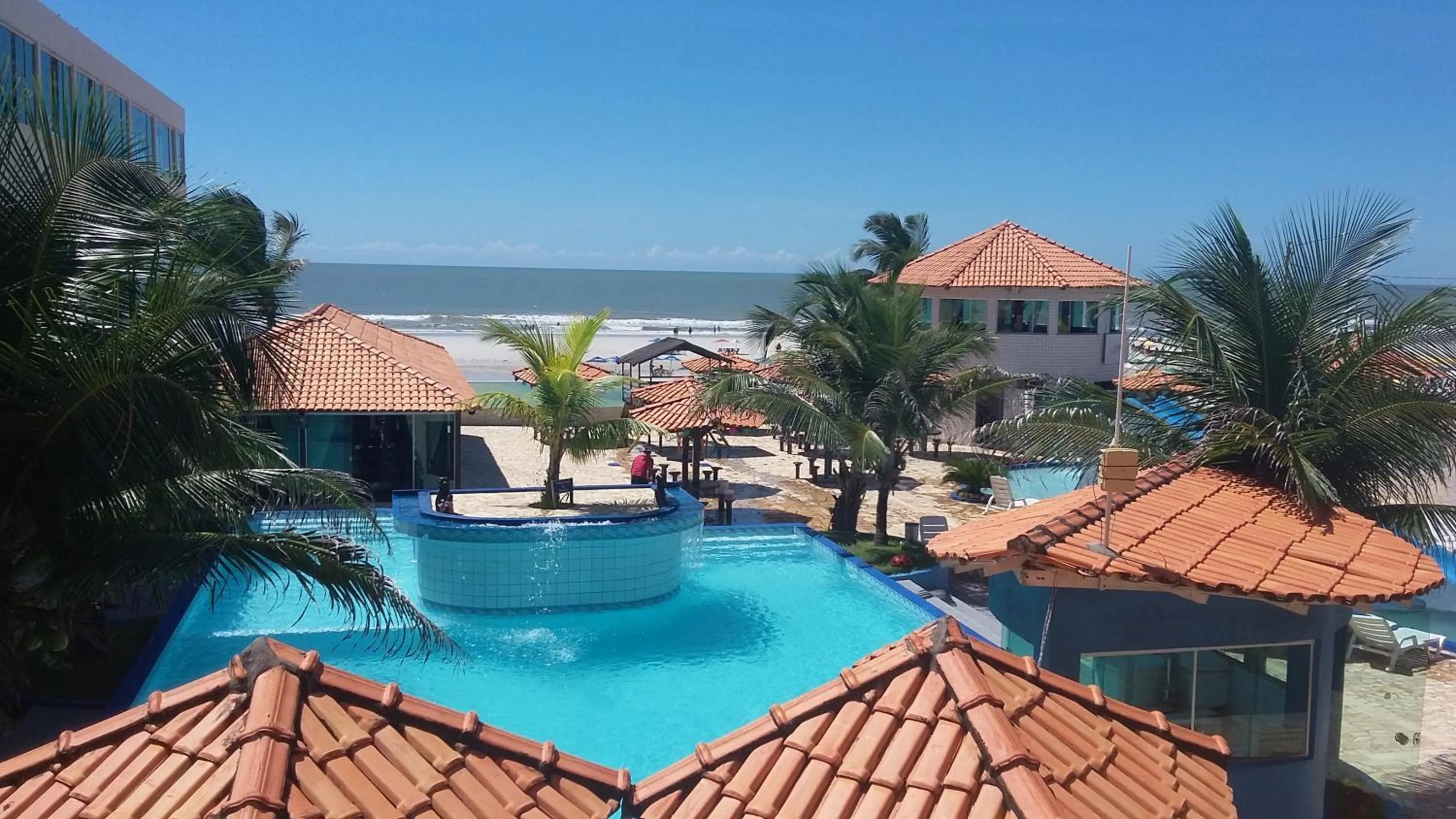 Pool view in Hotel Concha do Mar