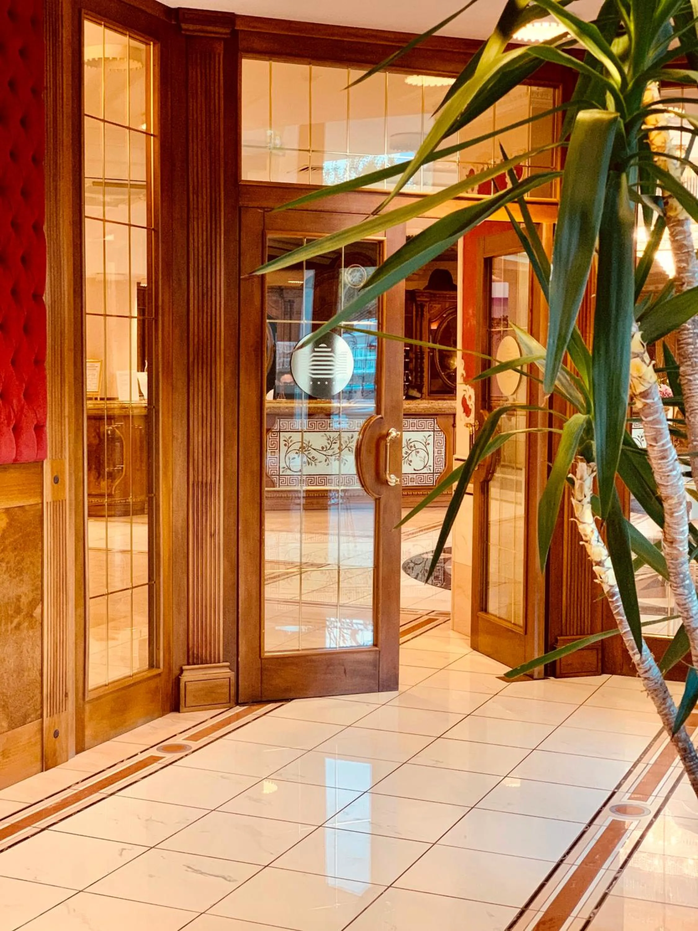 Patio in San Giovanni Rotondo Palace - Alihotels