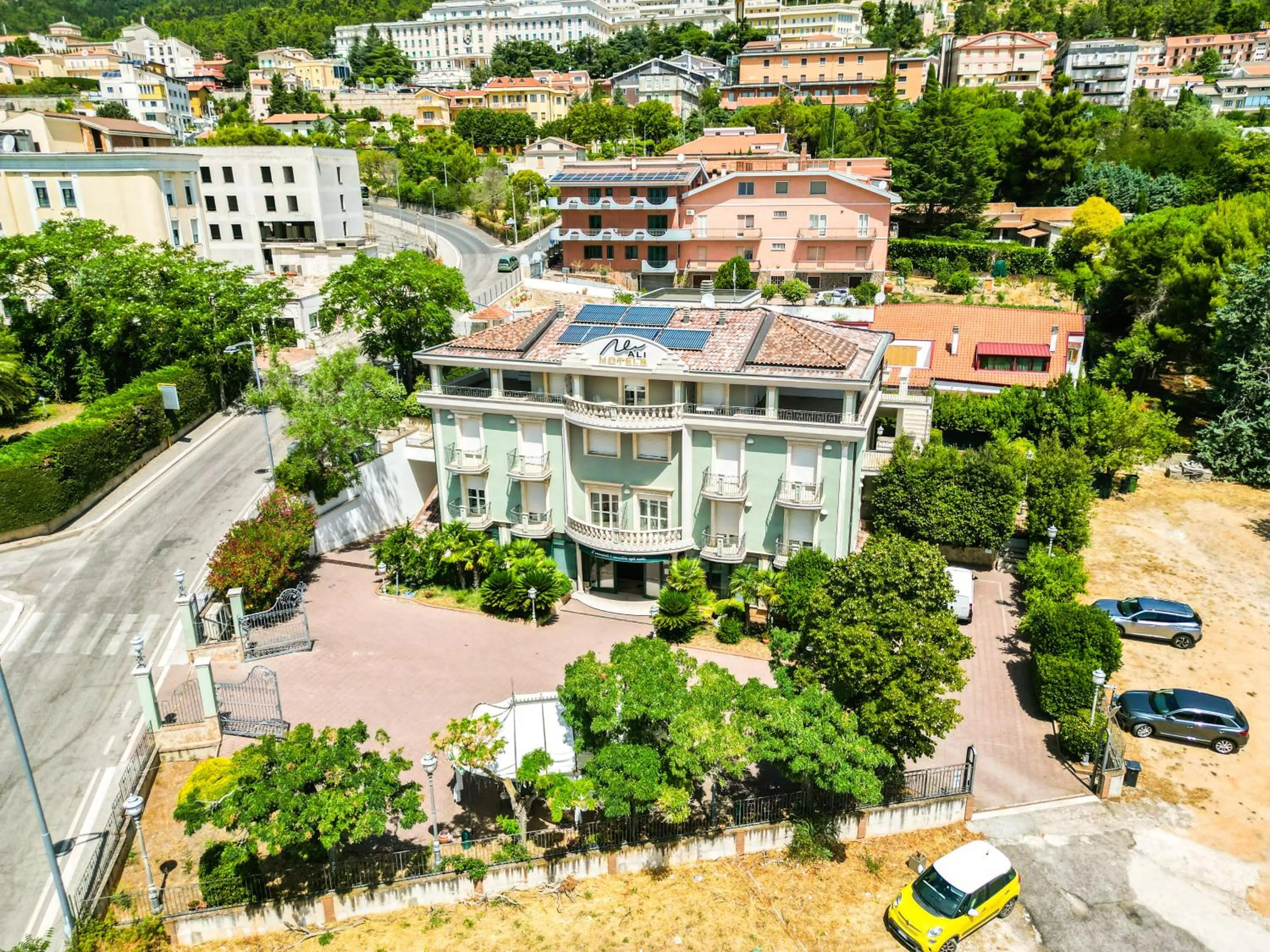 Property building in San Giovanni Rotondo Palace - Alihotels
