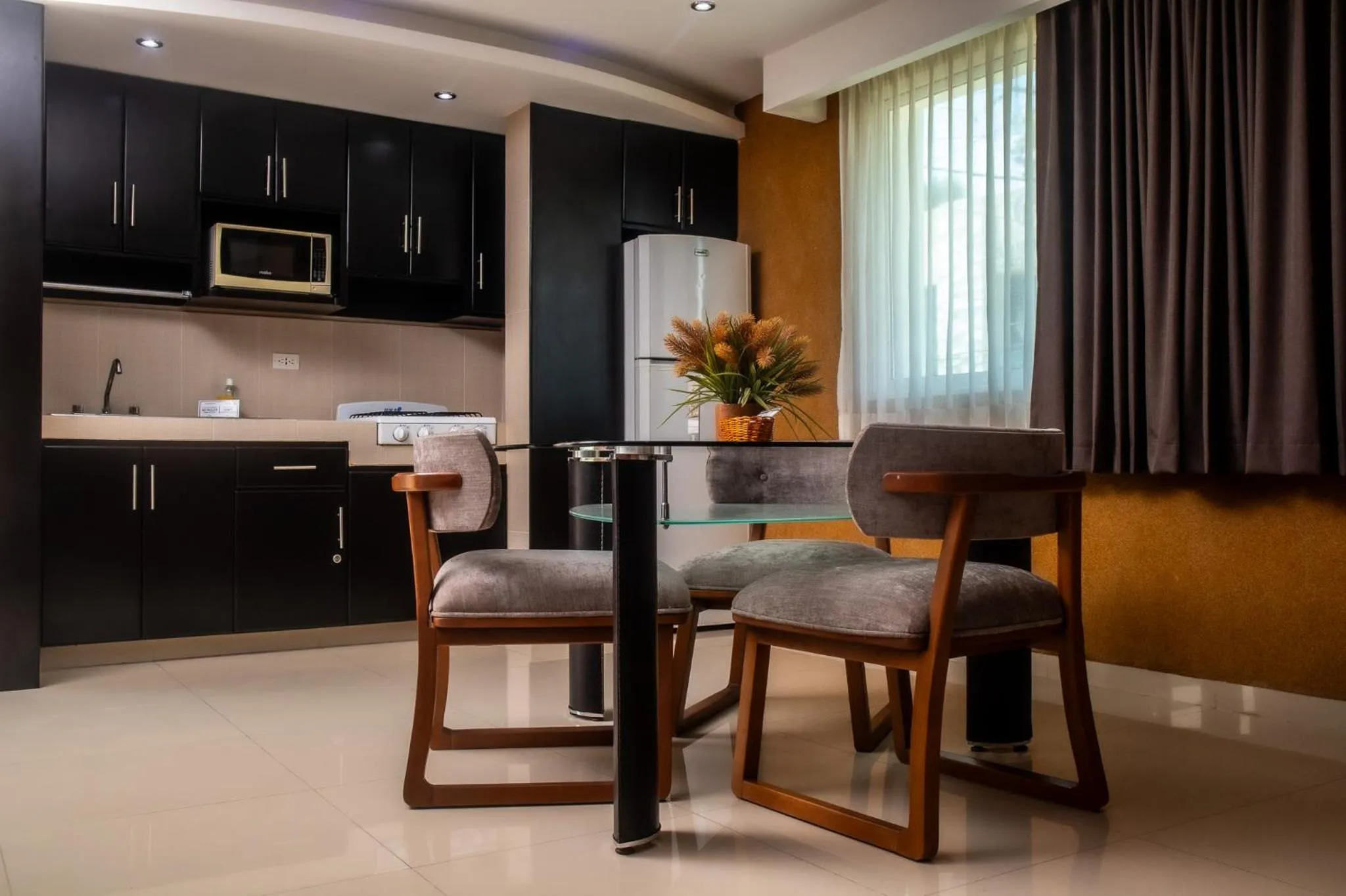 Hotel & Suites Country Valladolid