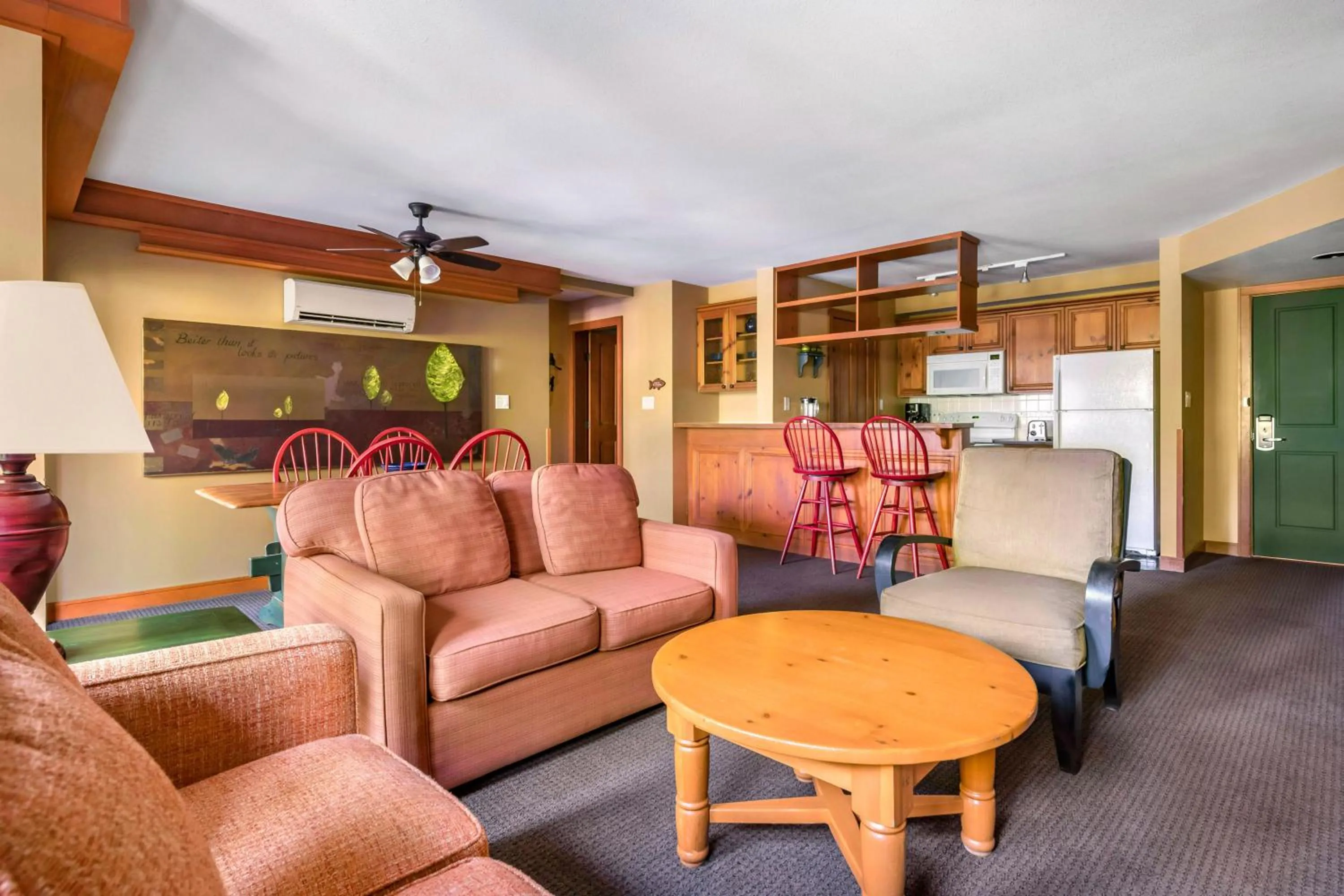 Kitchen or kitchenette in Hilton Grand Vacations Club Whistler