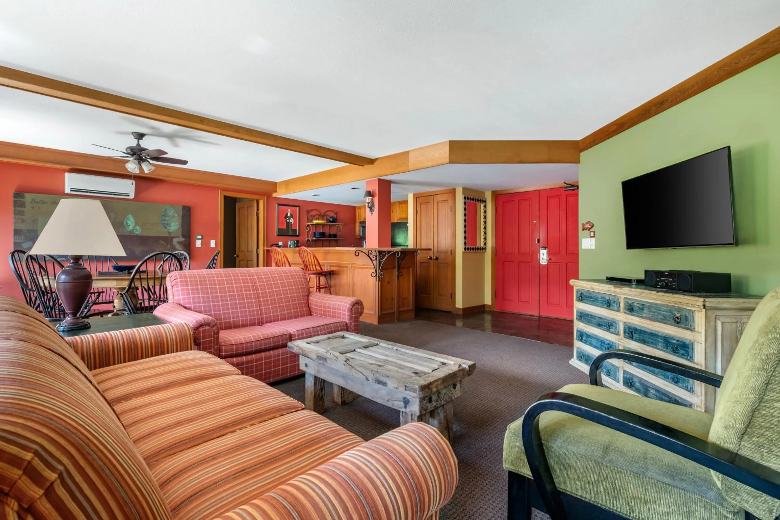 TV and multimedia in Hilton Grand Vacations Club Whistler