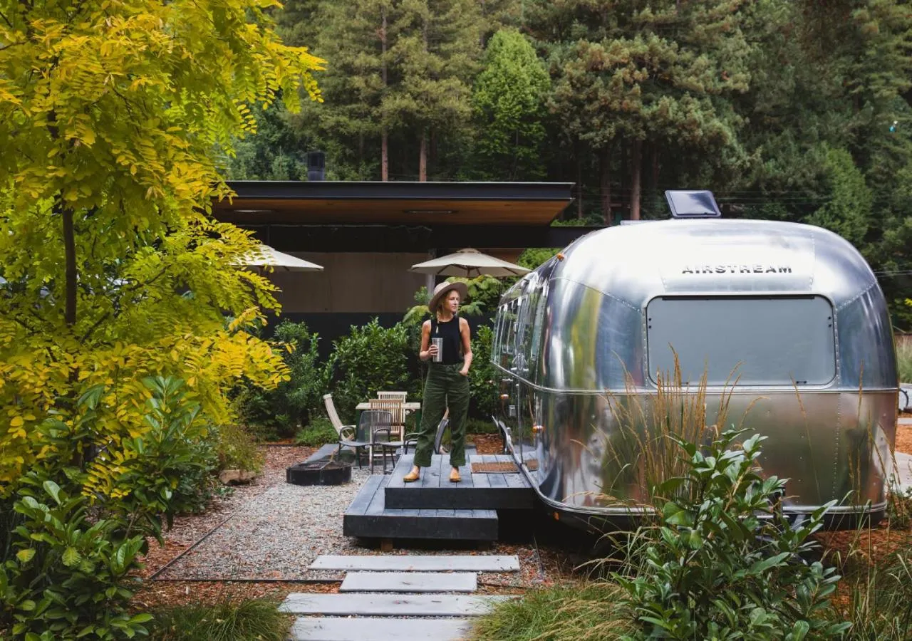 Photo of the whole room in AutoCamp Sonoma