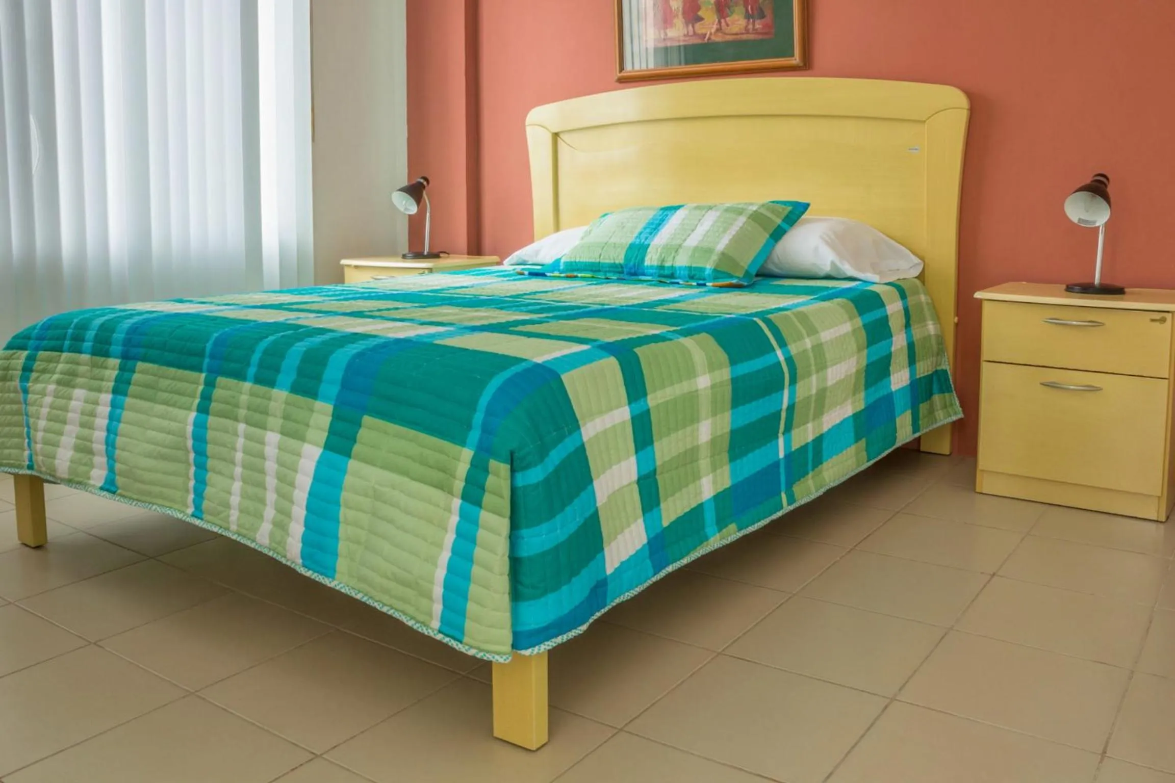 Bed in Oceanic Lodge