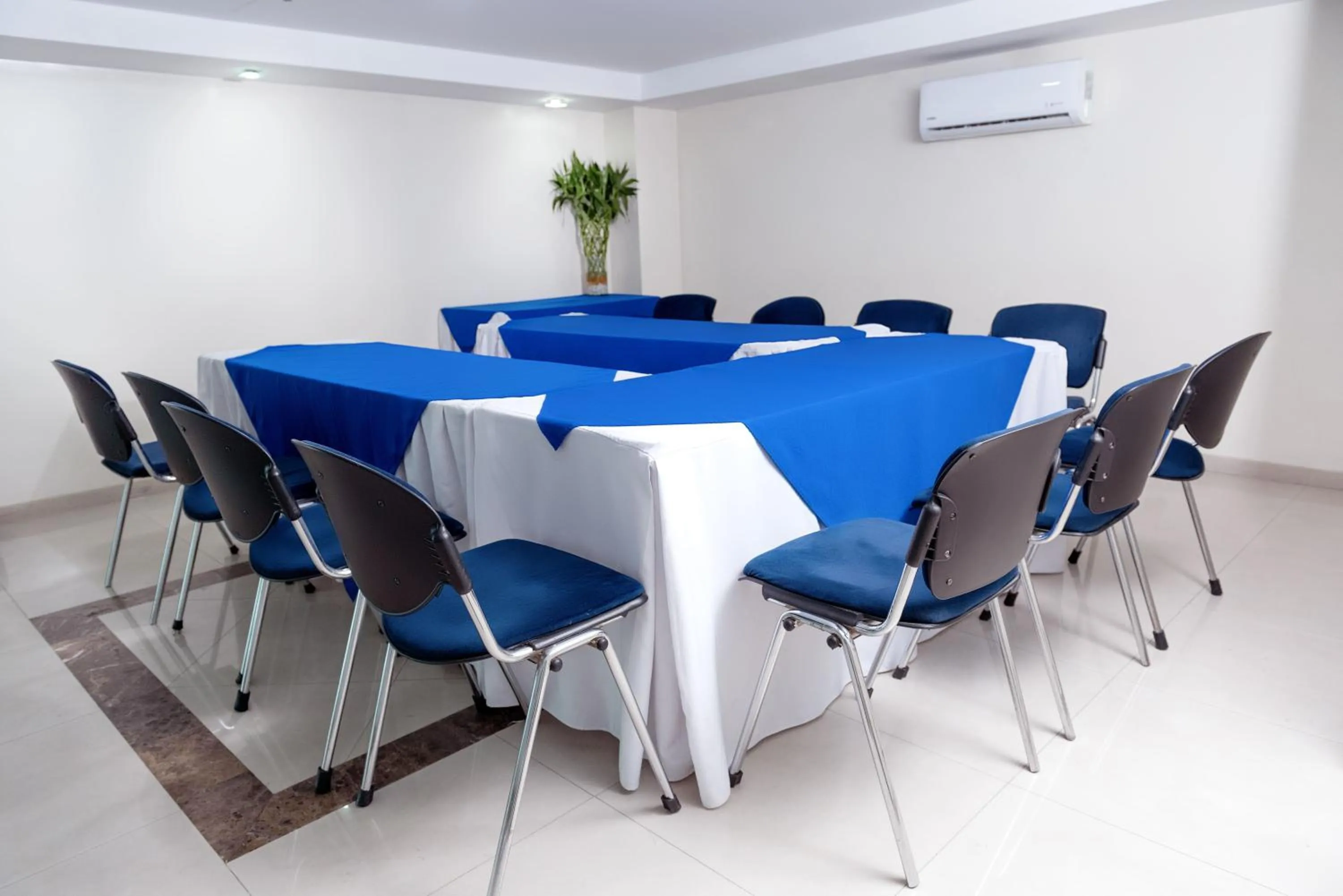 Hotel Plaza Las Américas Cali