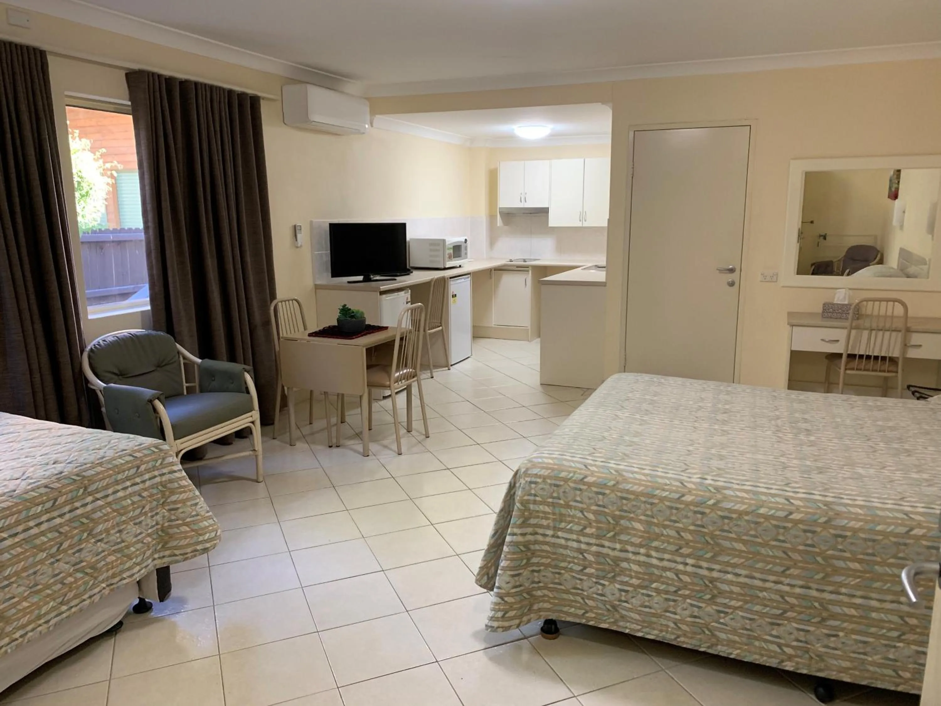 Bed in Bel Mondo Apartments