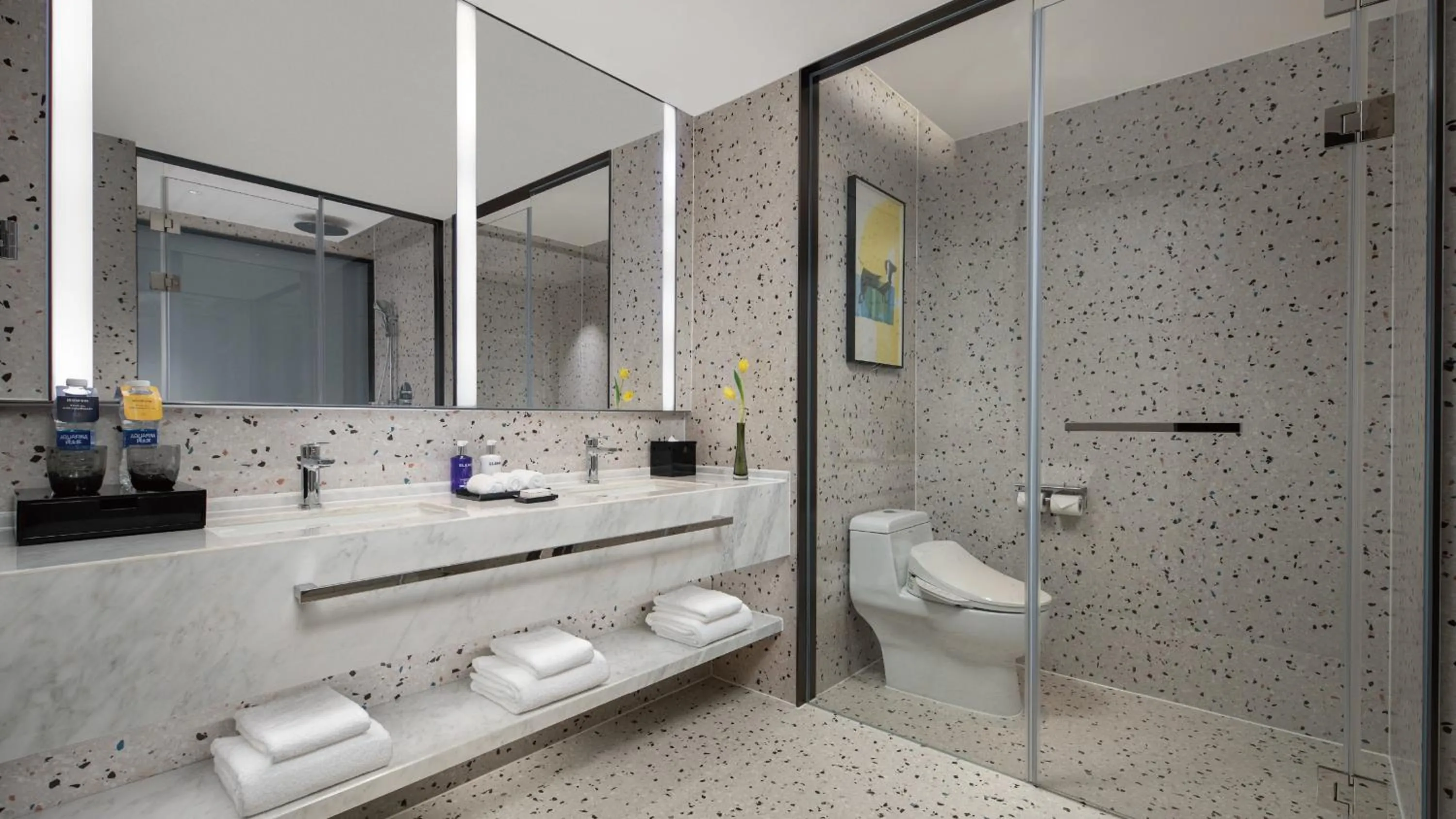 Photo of the whole room in voco Shanghai Zhangjiang by IHG