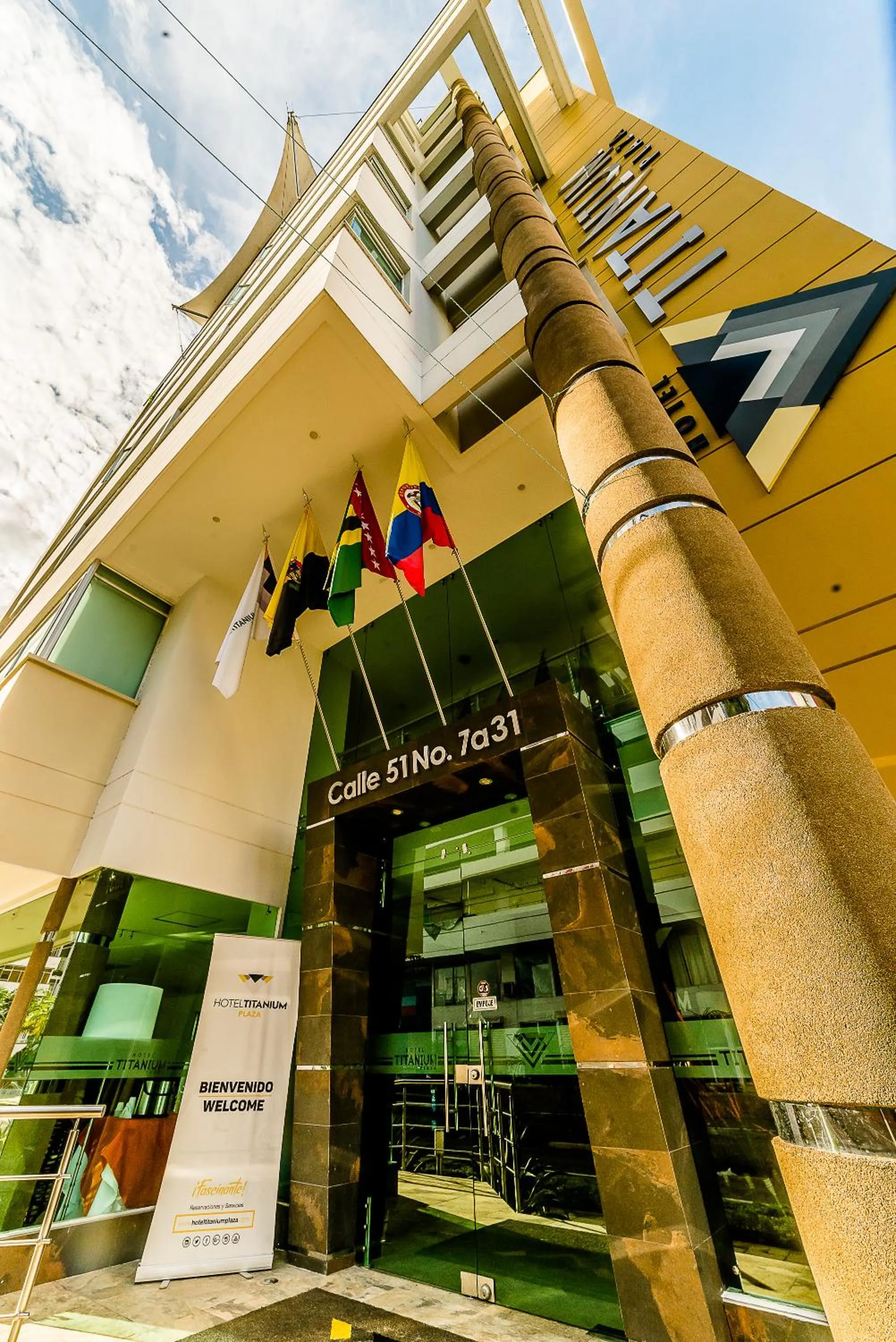 Facade/entrance in Hotel Titanium Plaza