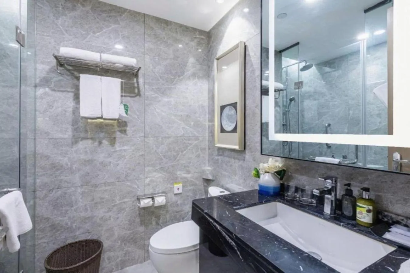 Toilet in Somerset Yangtze River Chongqing