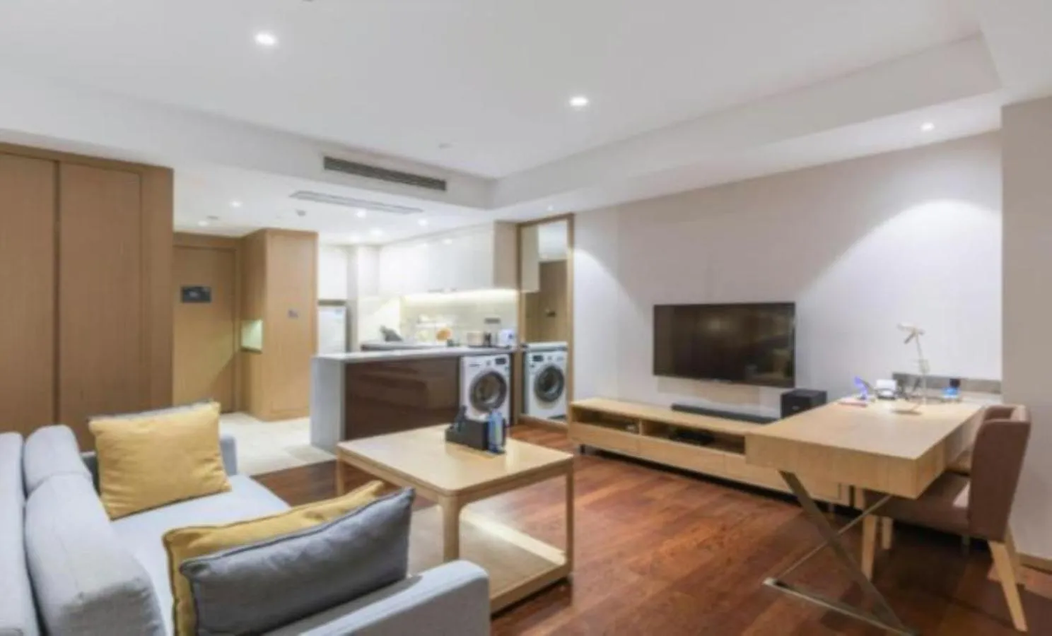 Kitchen or kitchenette in Somerset Yangtze River Chongqing