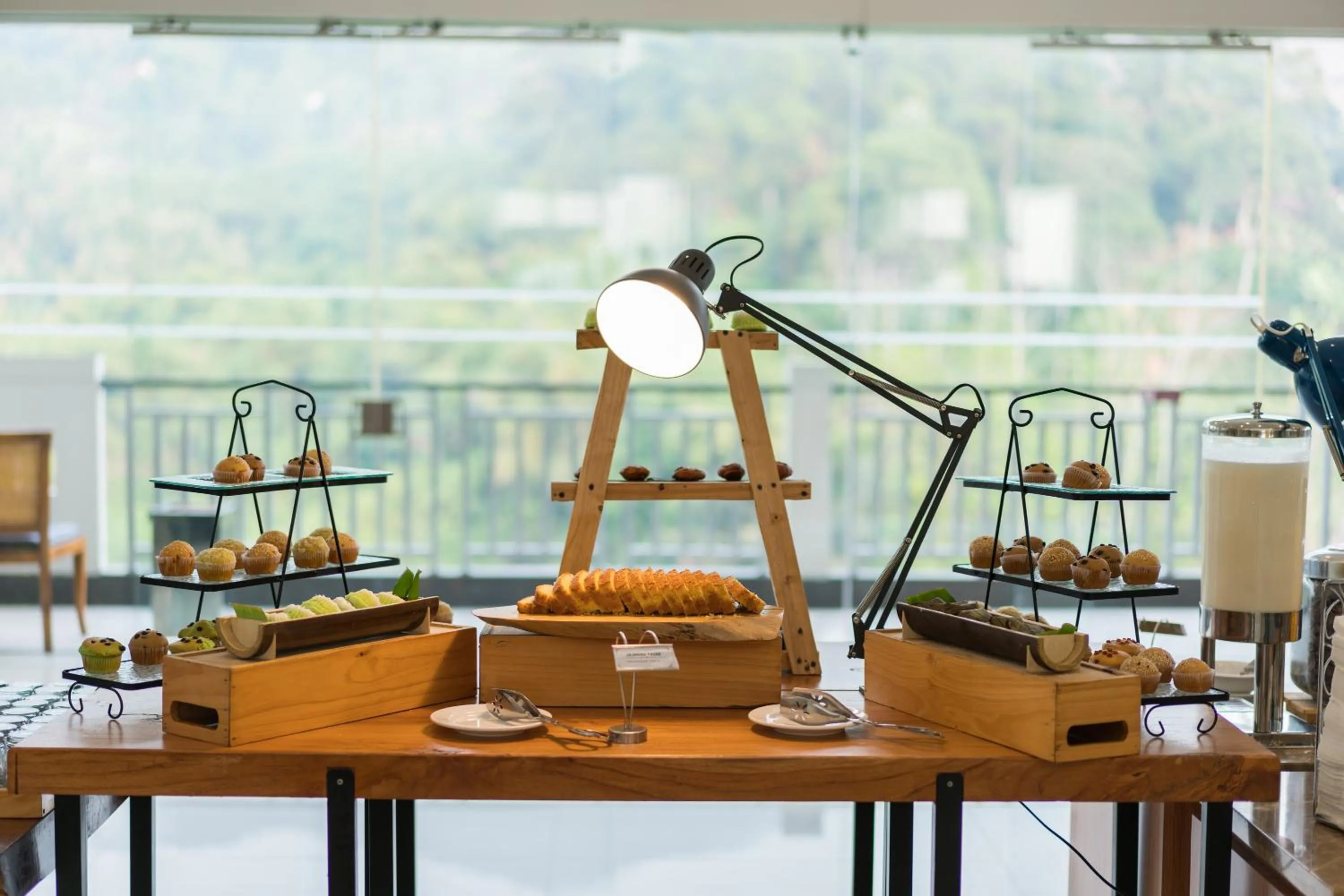 Food in Le Eminence Puncak Hotel Convention & Resort