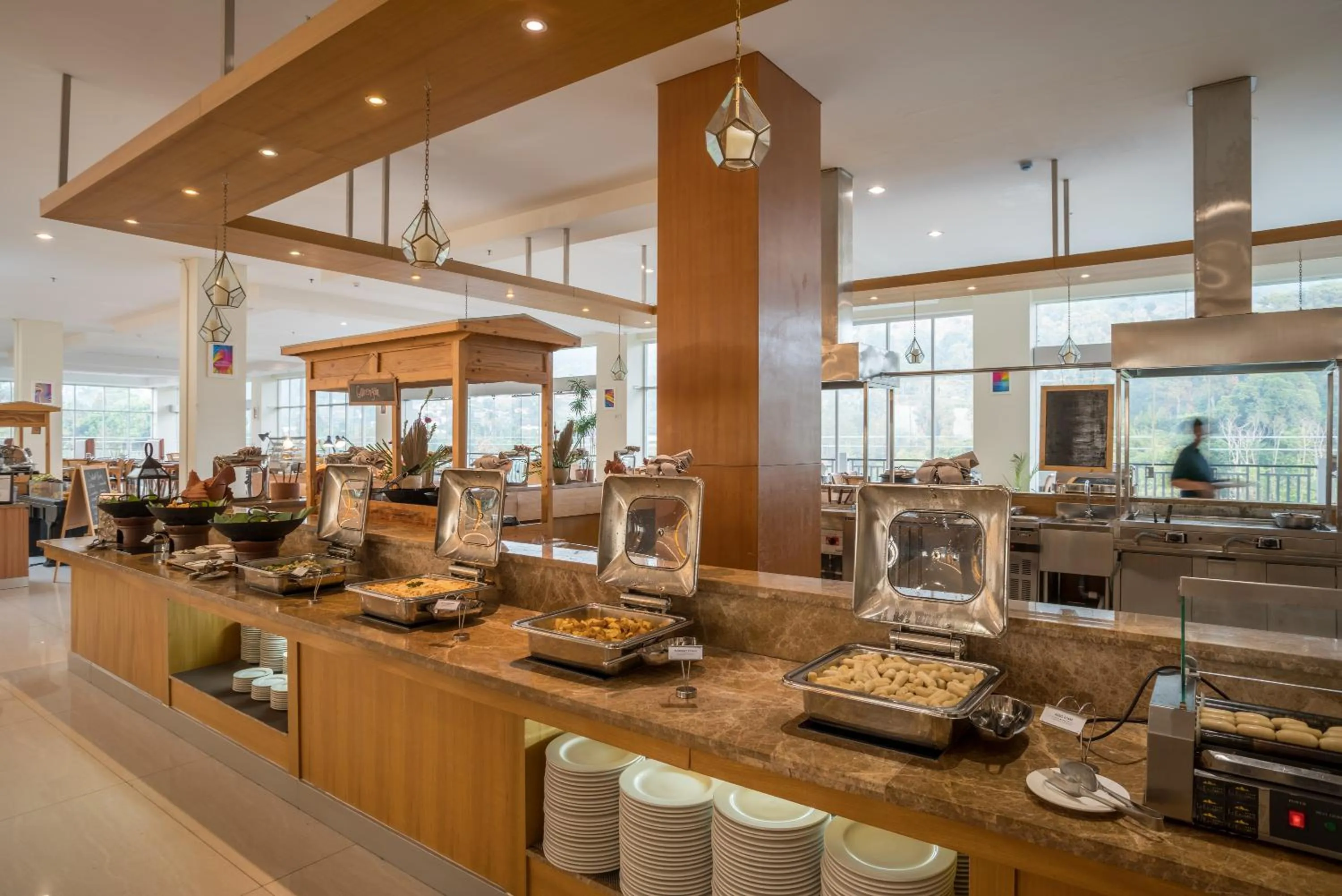 Food in Le Eminence Puncak Hotel Convention & Resort