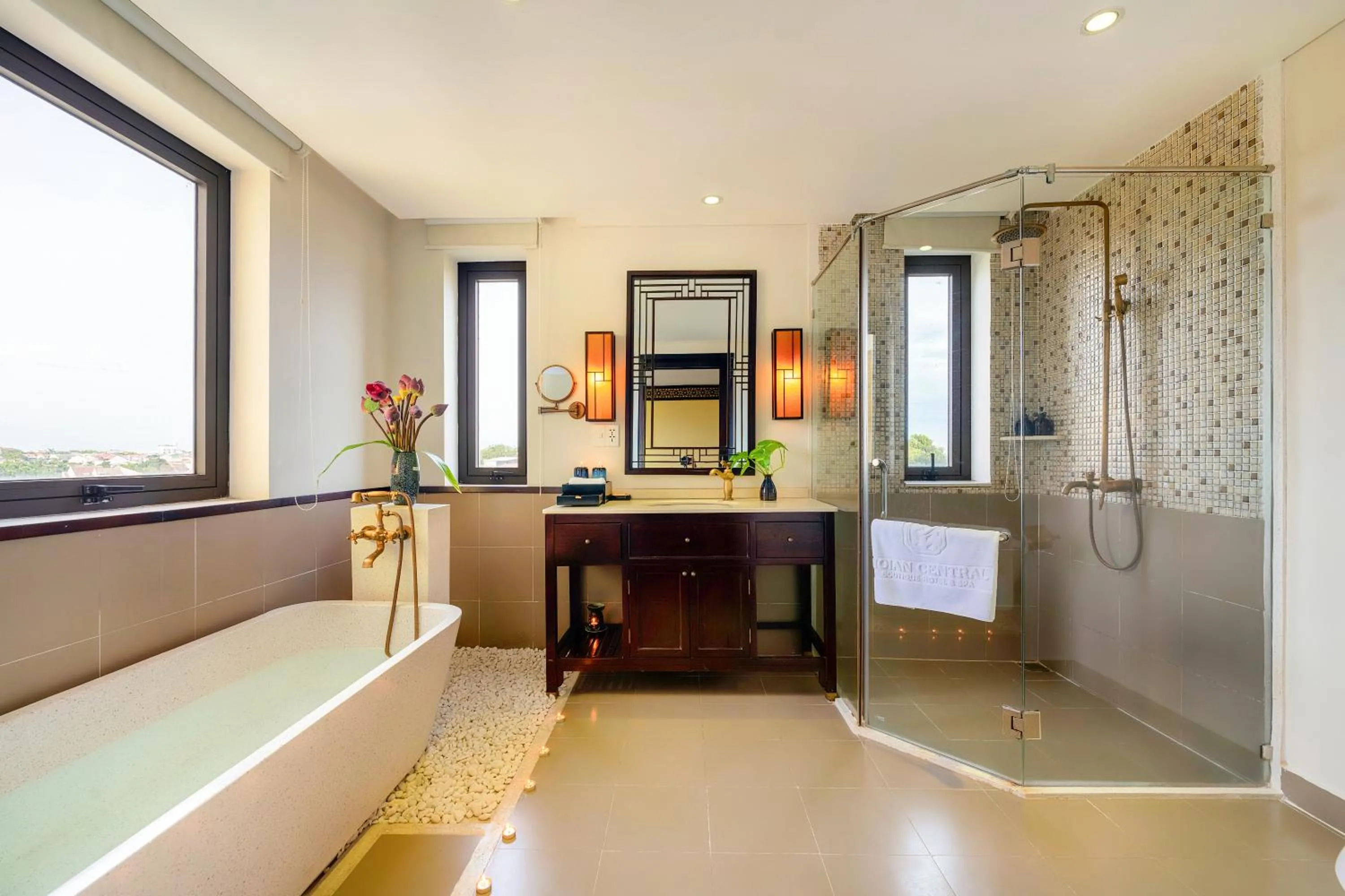 Property building in Hoi An Central Boutique Hotel & Spa (Little Hoi An Central Boutique Hotel & Spa)