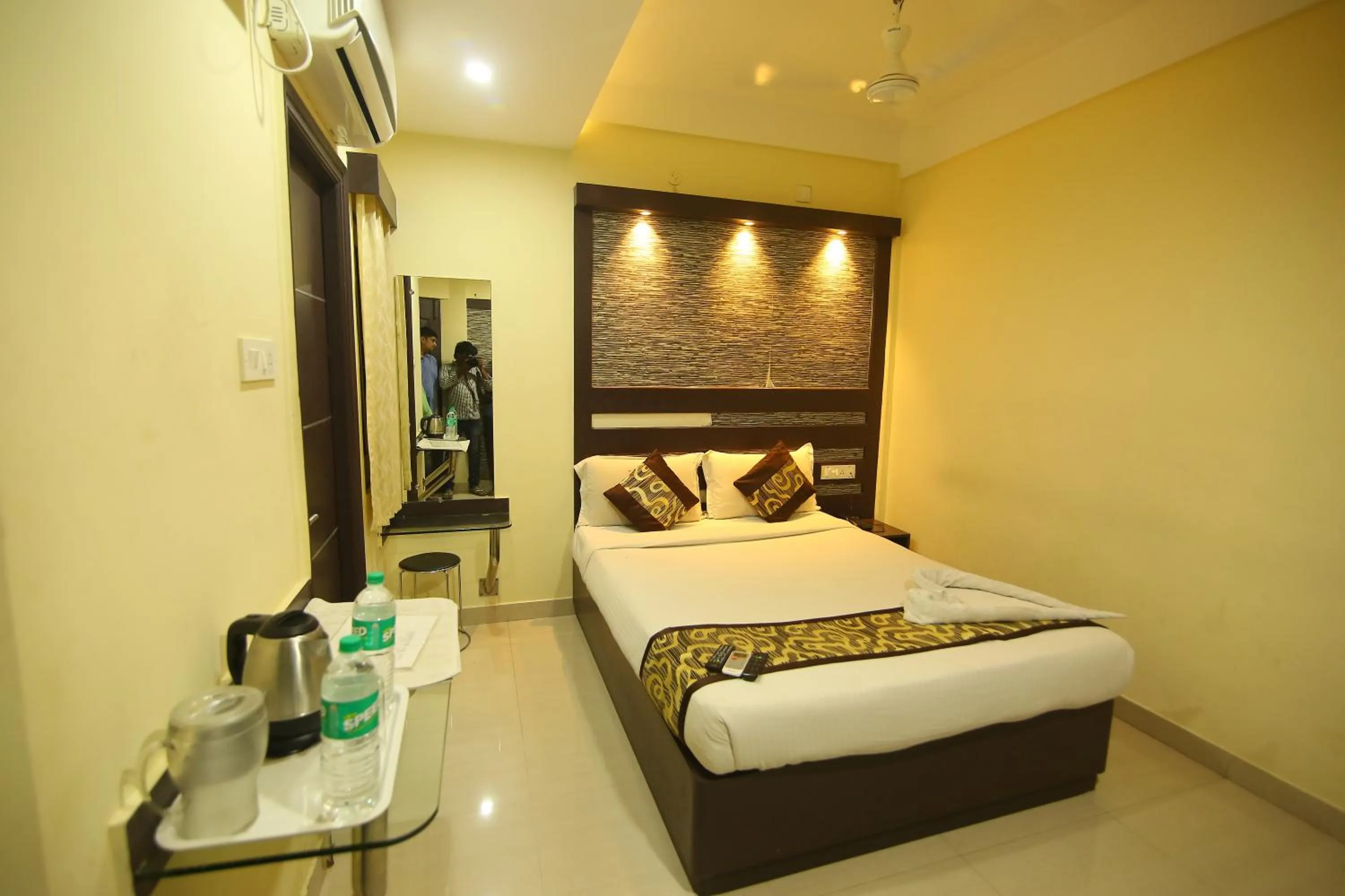 Bed in Hotel White Mount