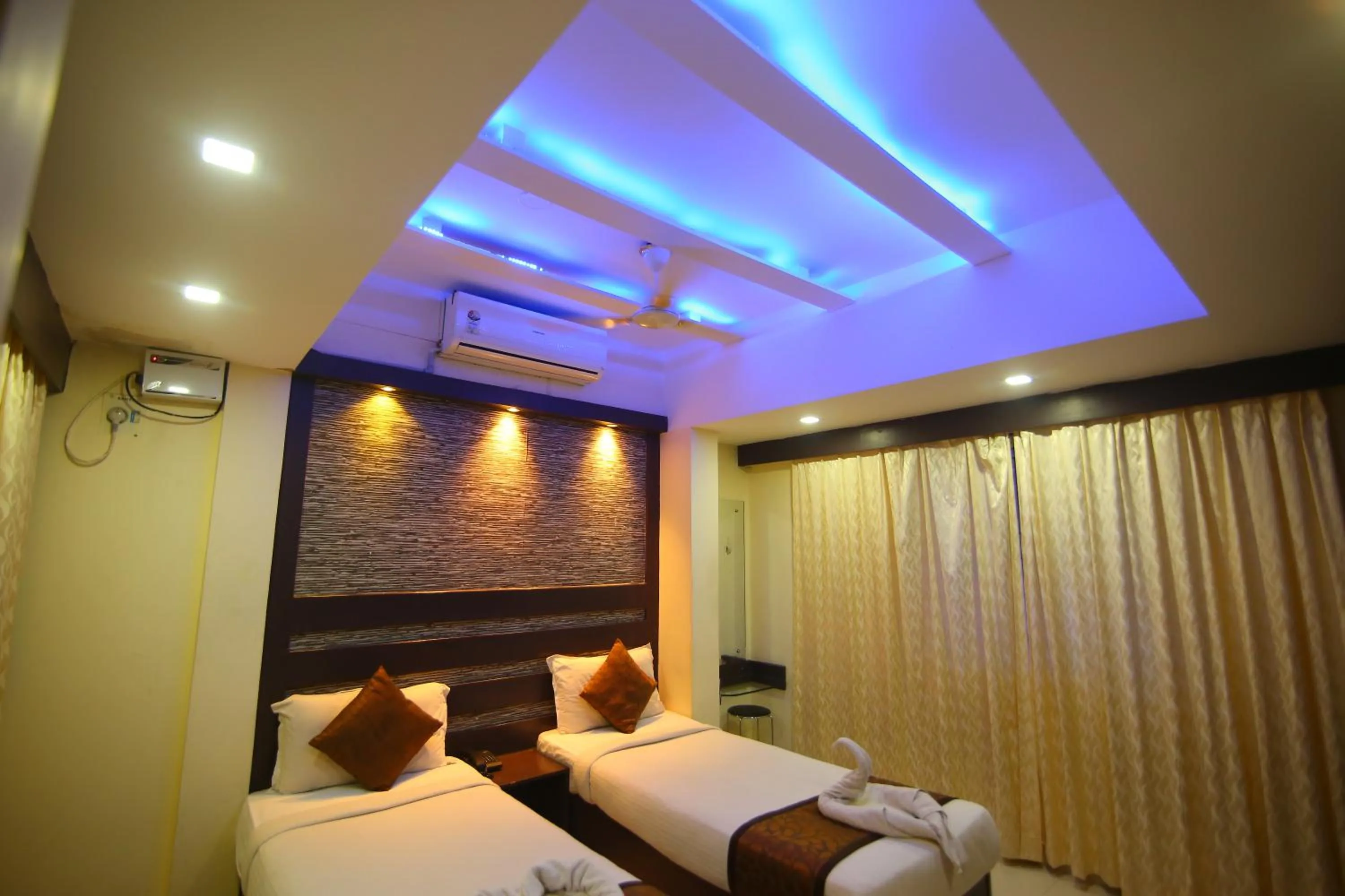 Bedroom, Bed in Hotel White Mount