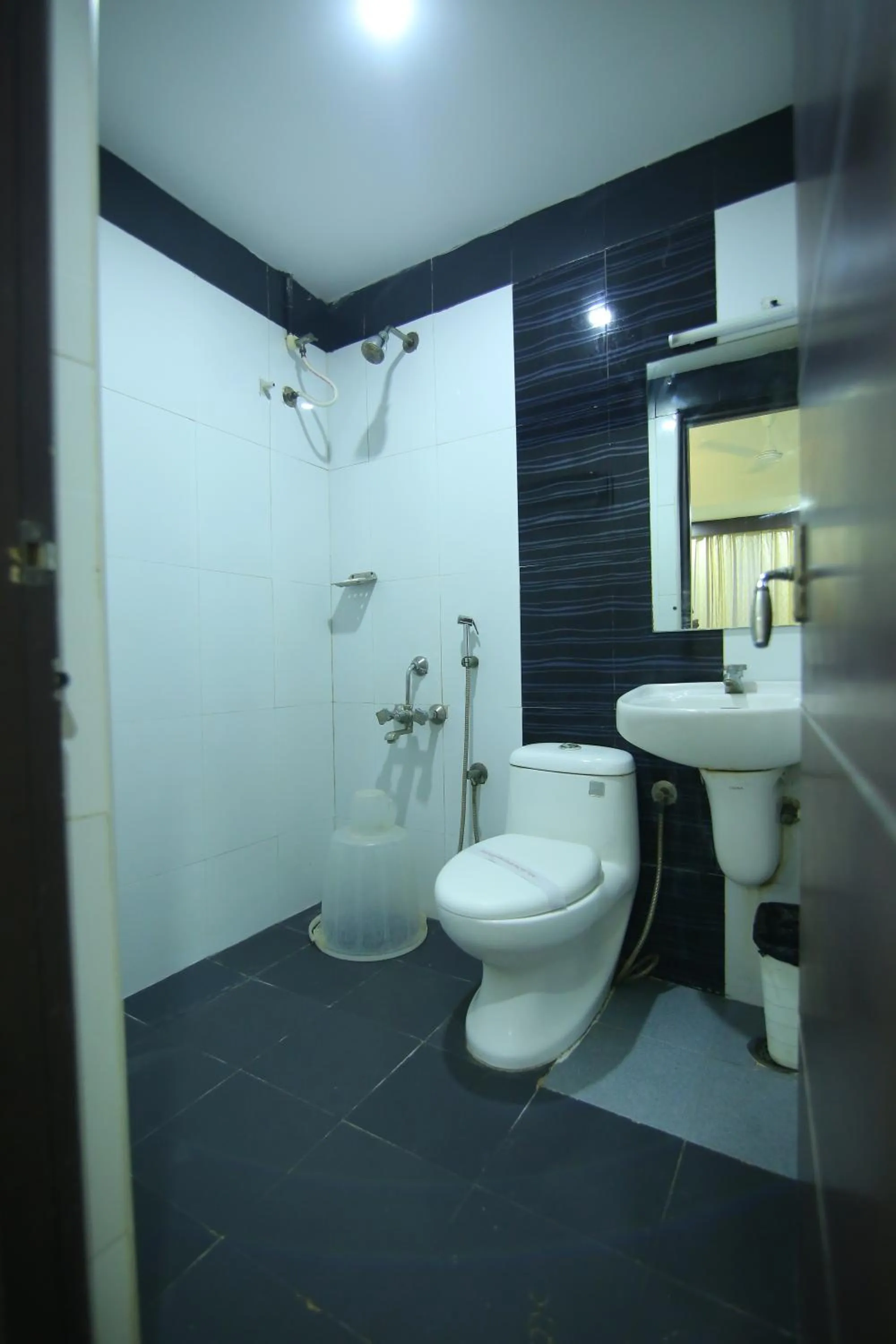 Bathroom in Hotel White Mount