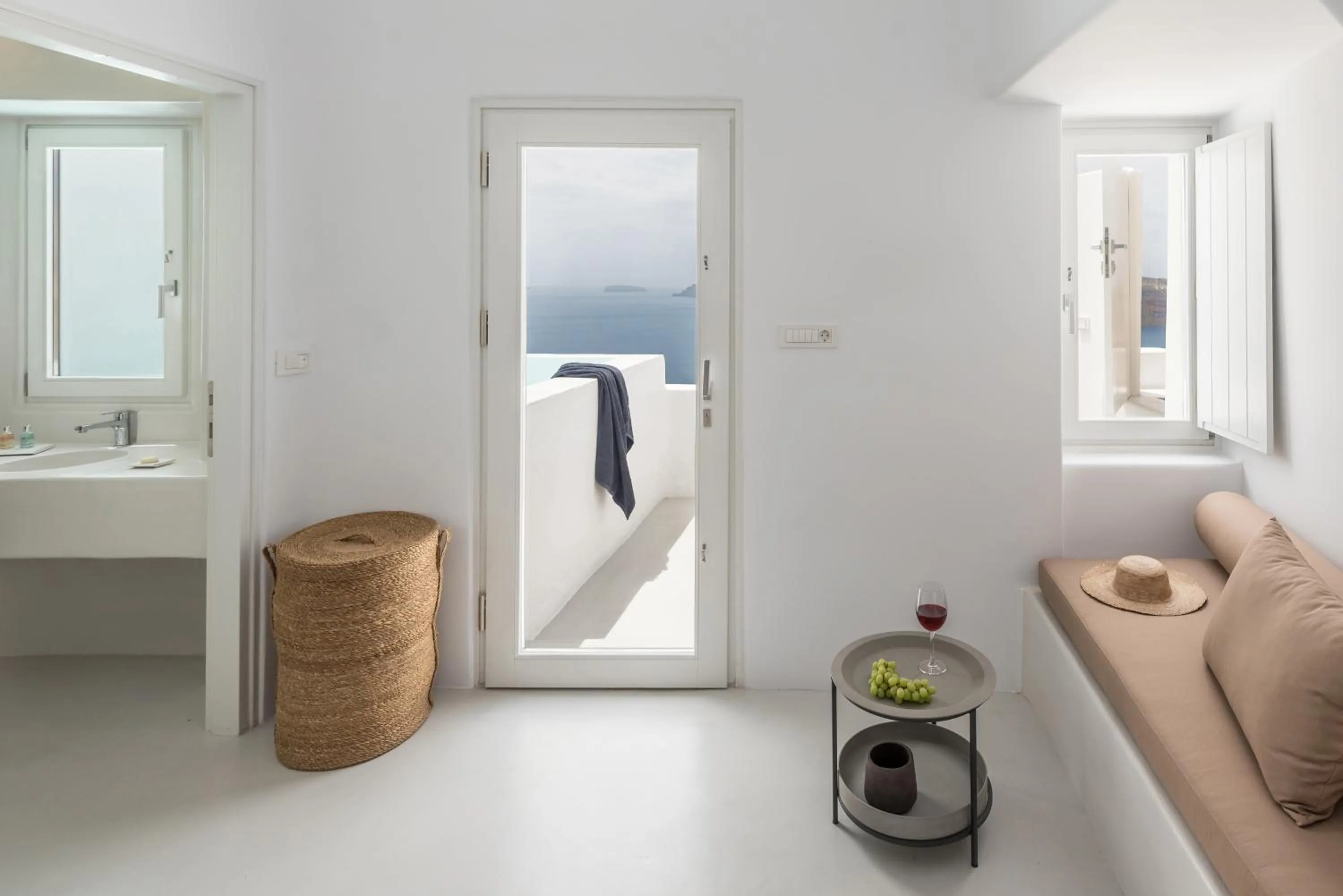 Aspaki by Art Maisons