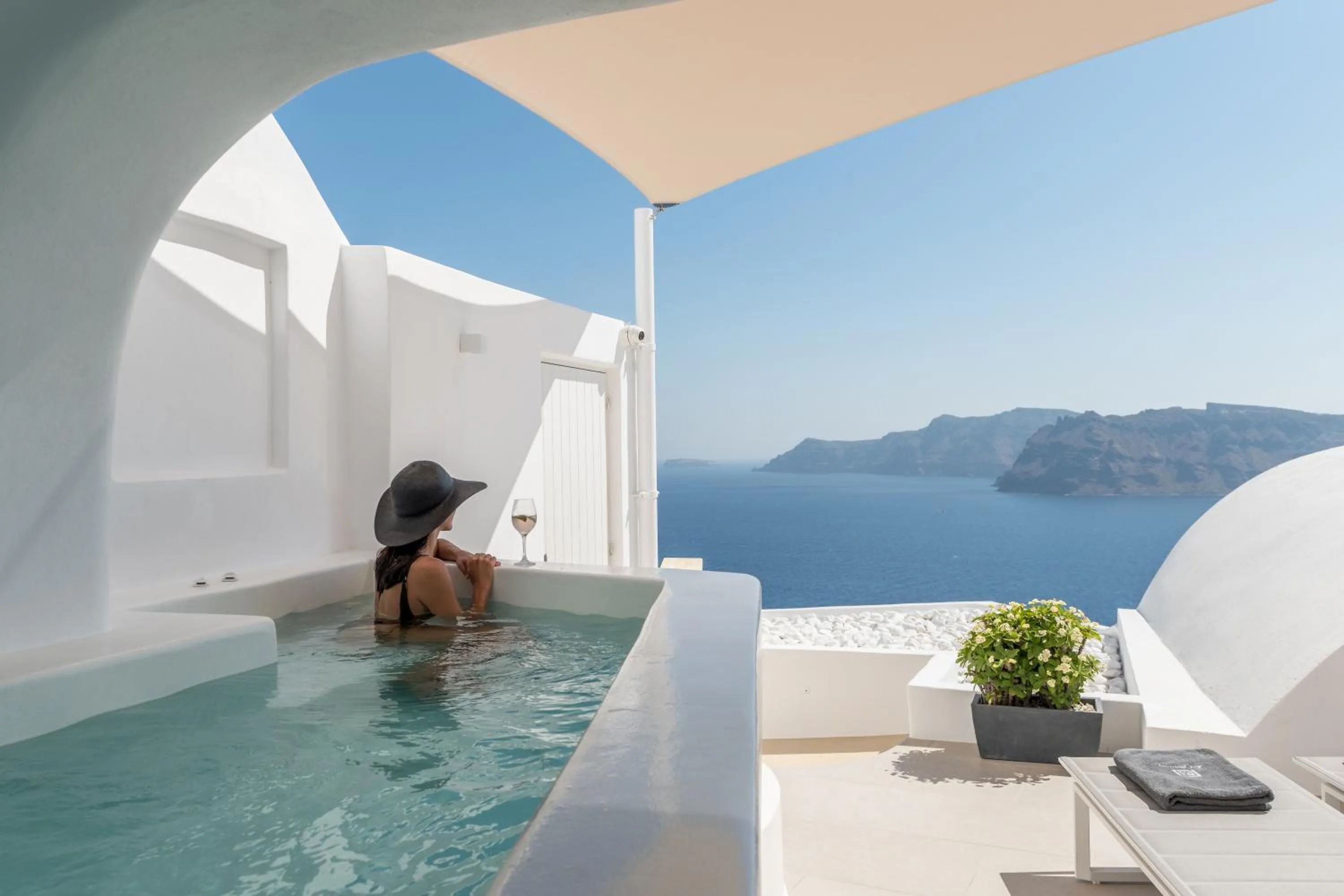 Aspaki by Art Maisons