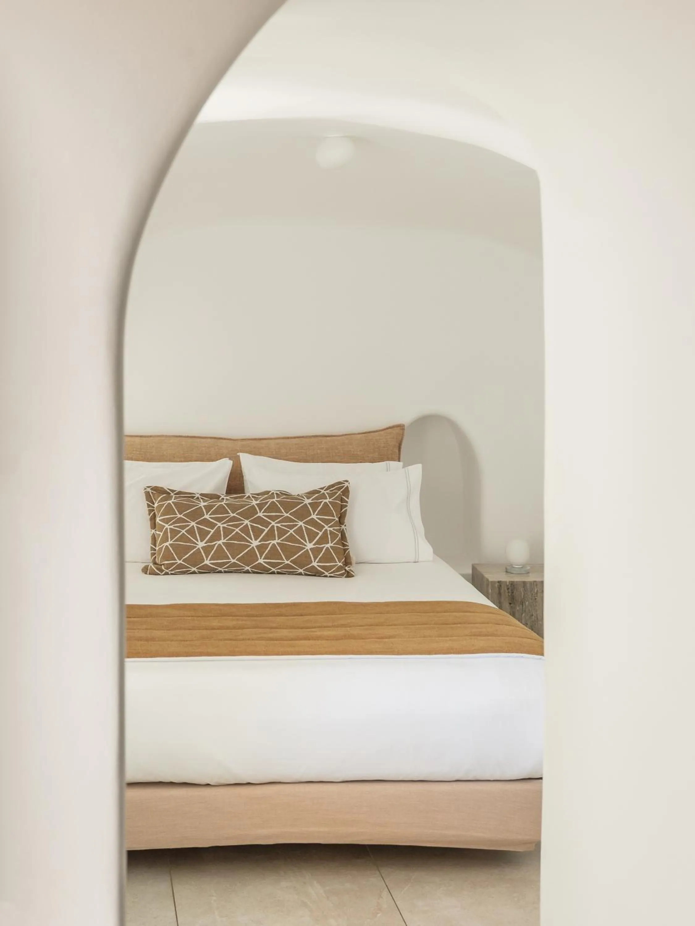 Bed in Aspaki by Art Maisons