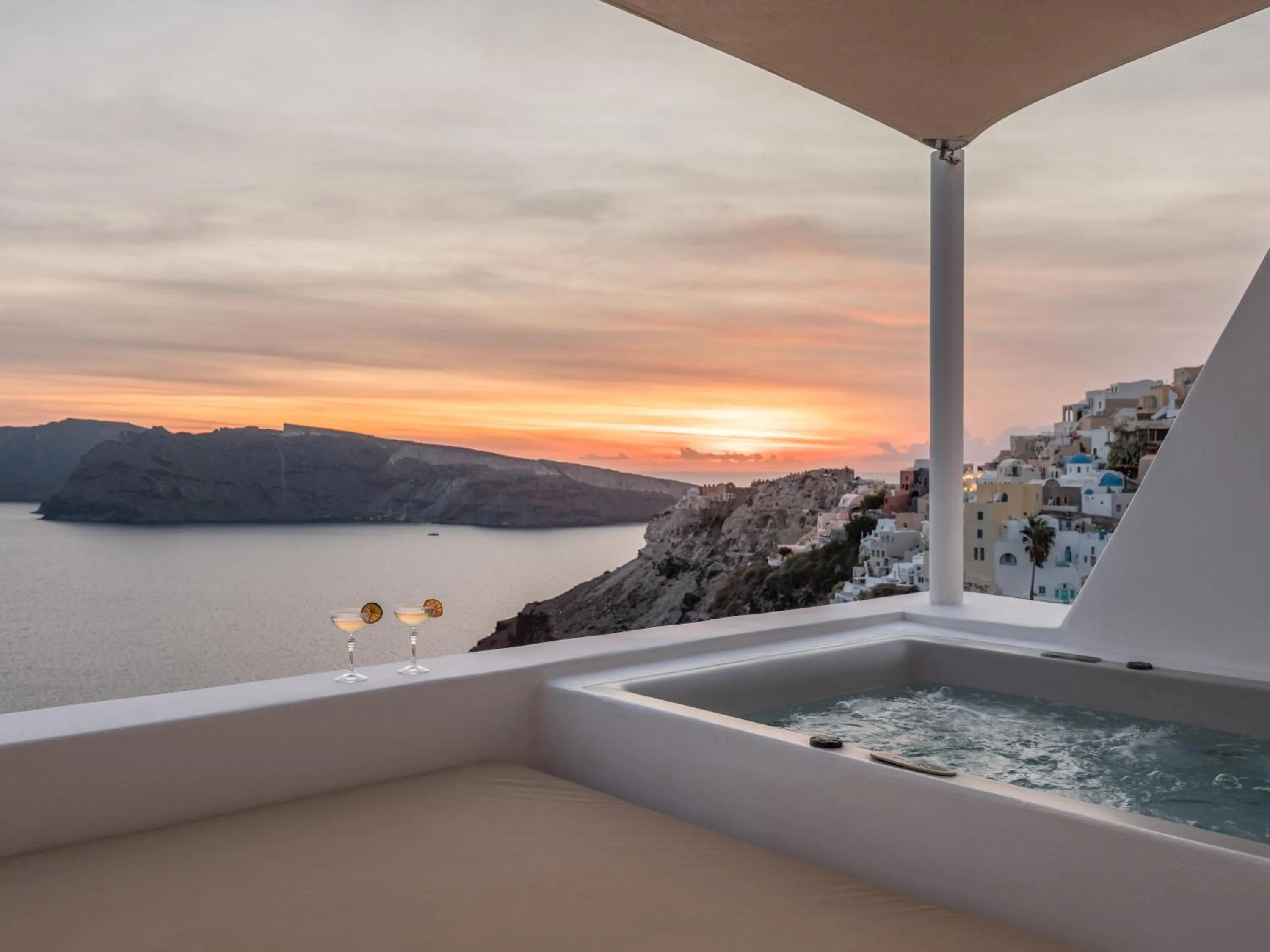 Aspaki by Art Maisons