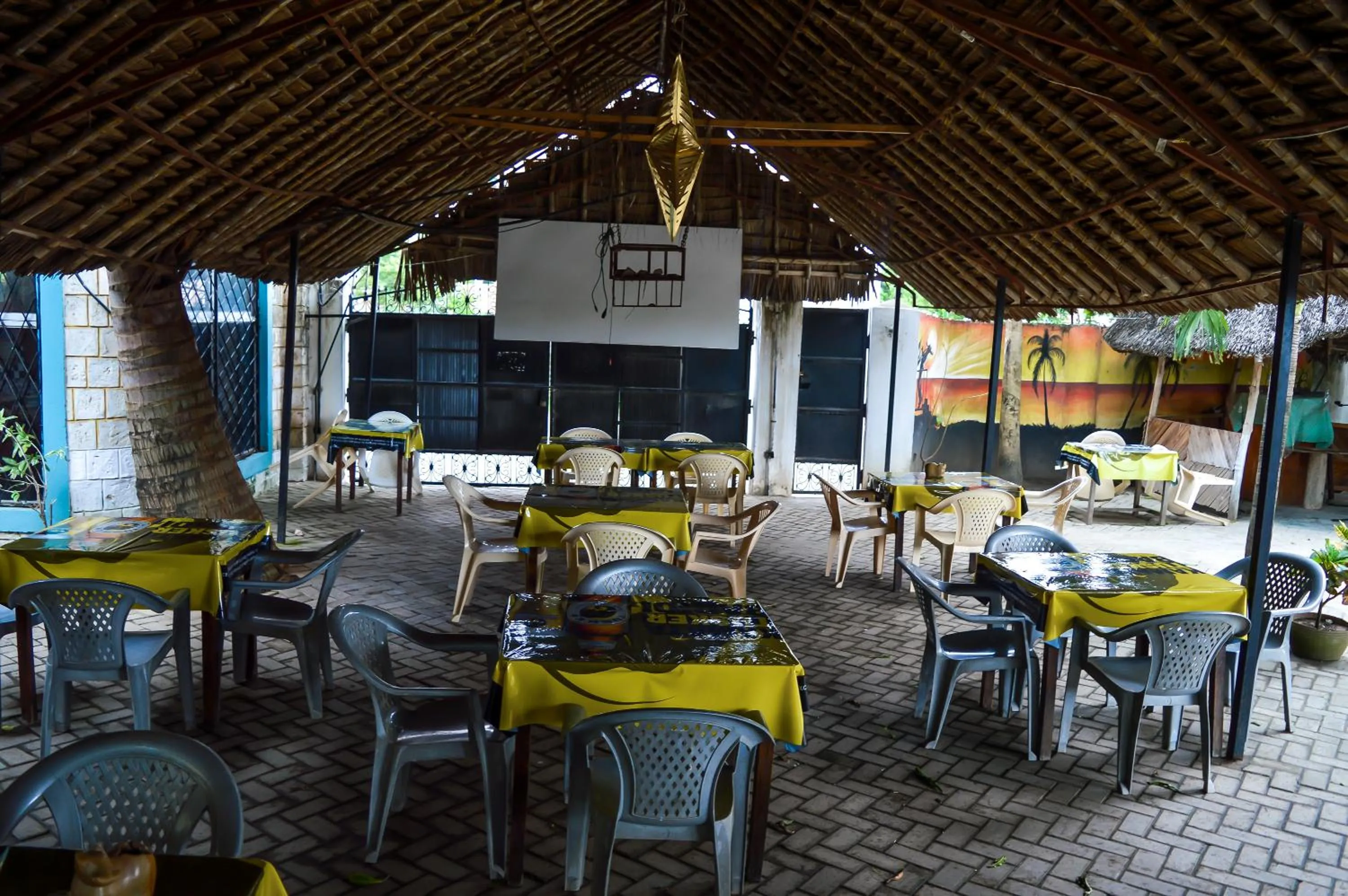 Restaurant/places to eat in Ogalis K-coast Hotel