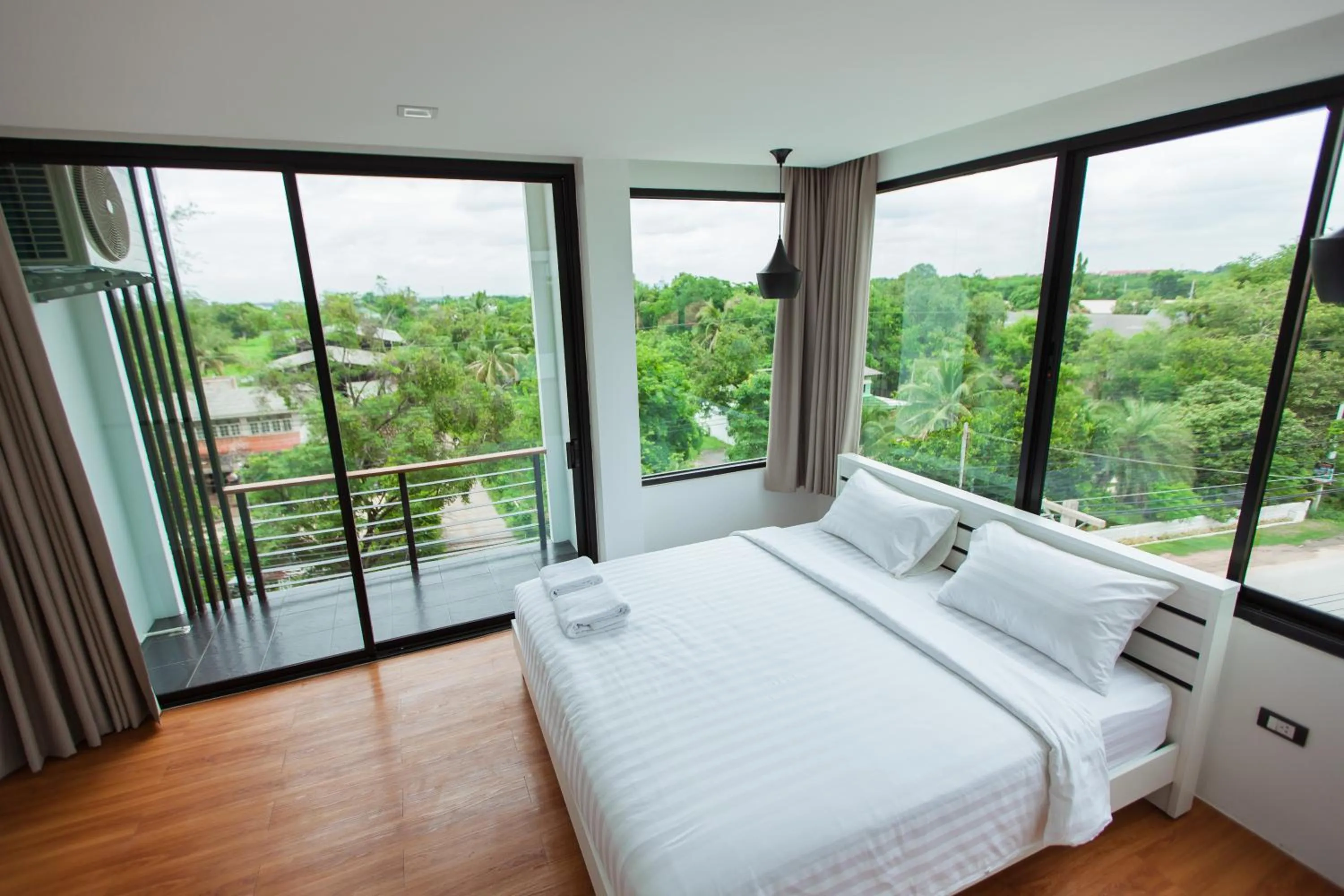 Bed in THAMM Residence