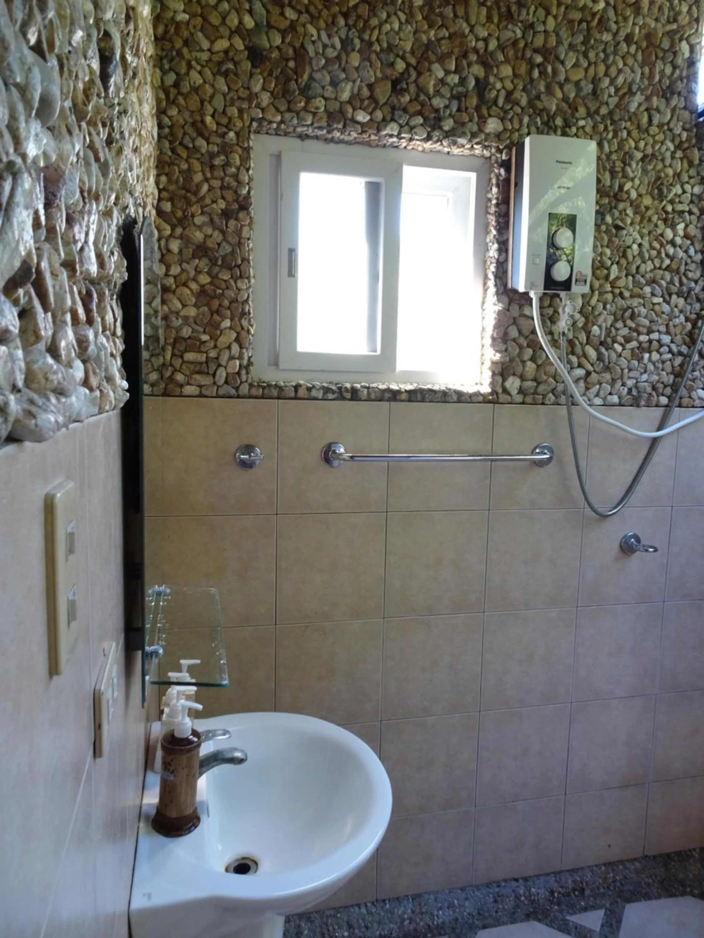 Bathroom in Palawan SandCastles