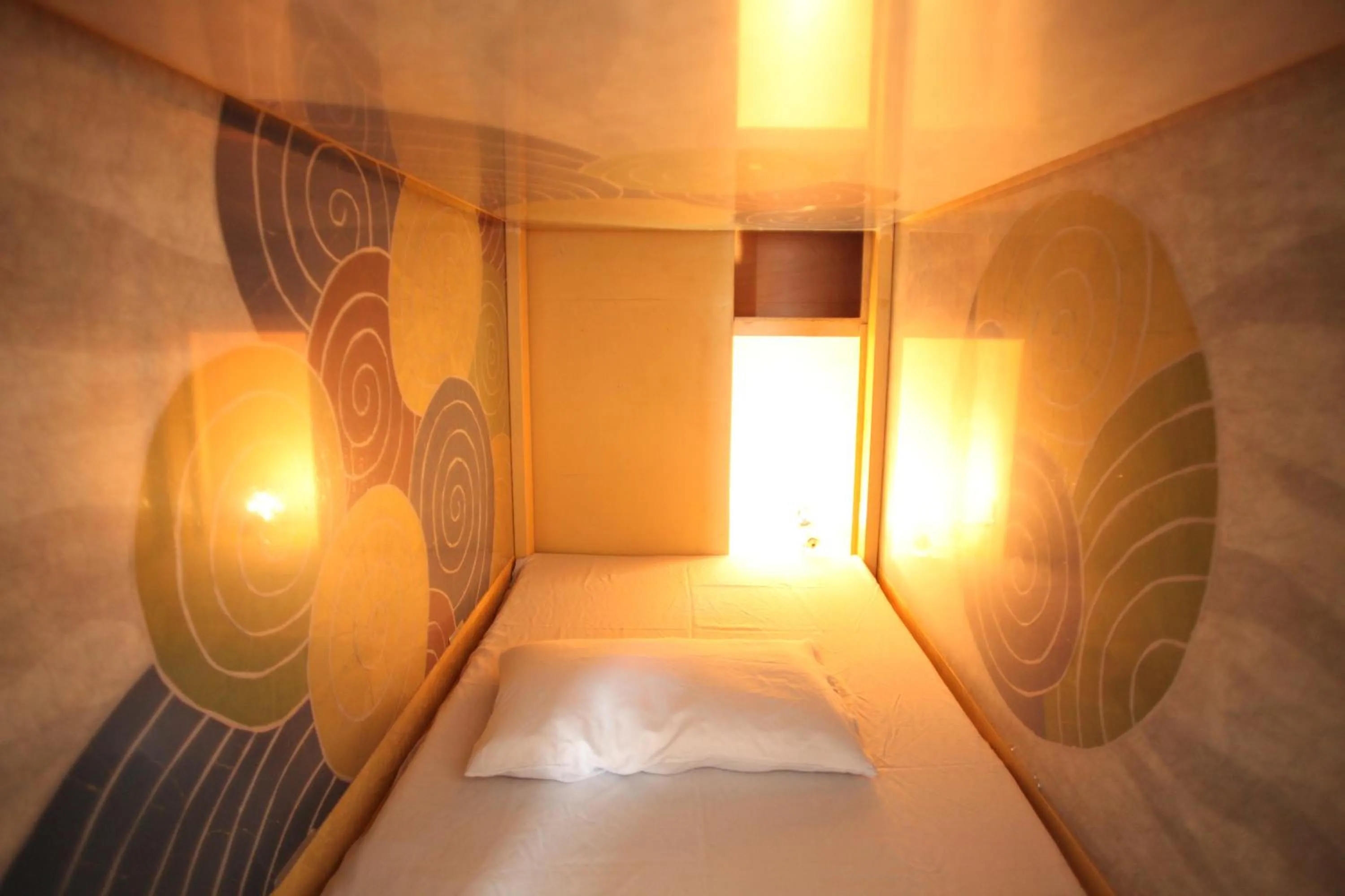 bunk bed, Bed in Base Inn Komagome Tokyo