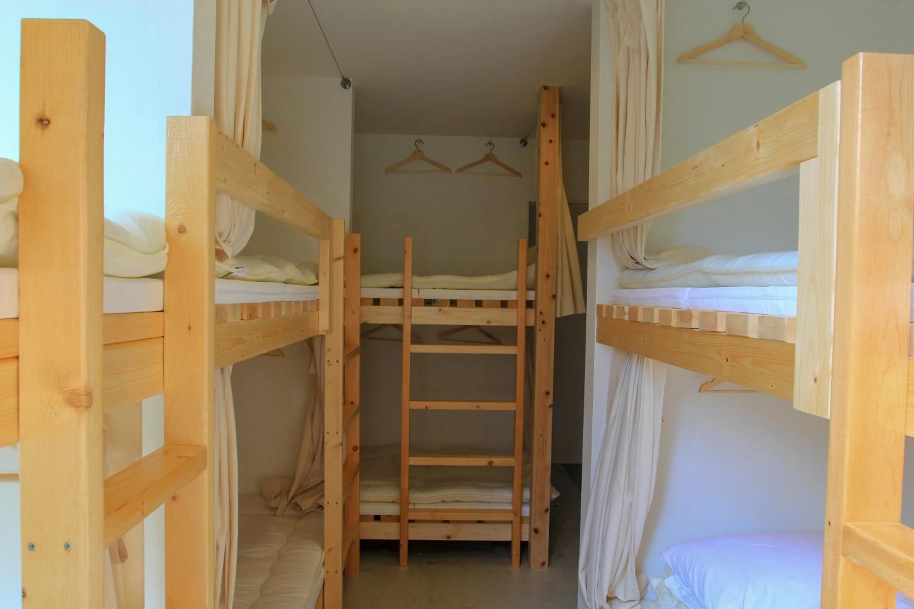 bunk bed, Bed in plumhostel
