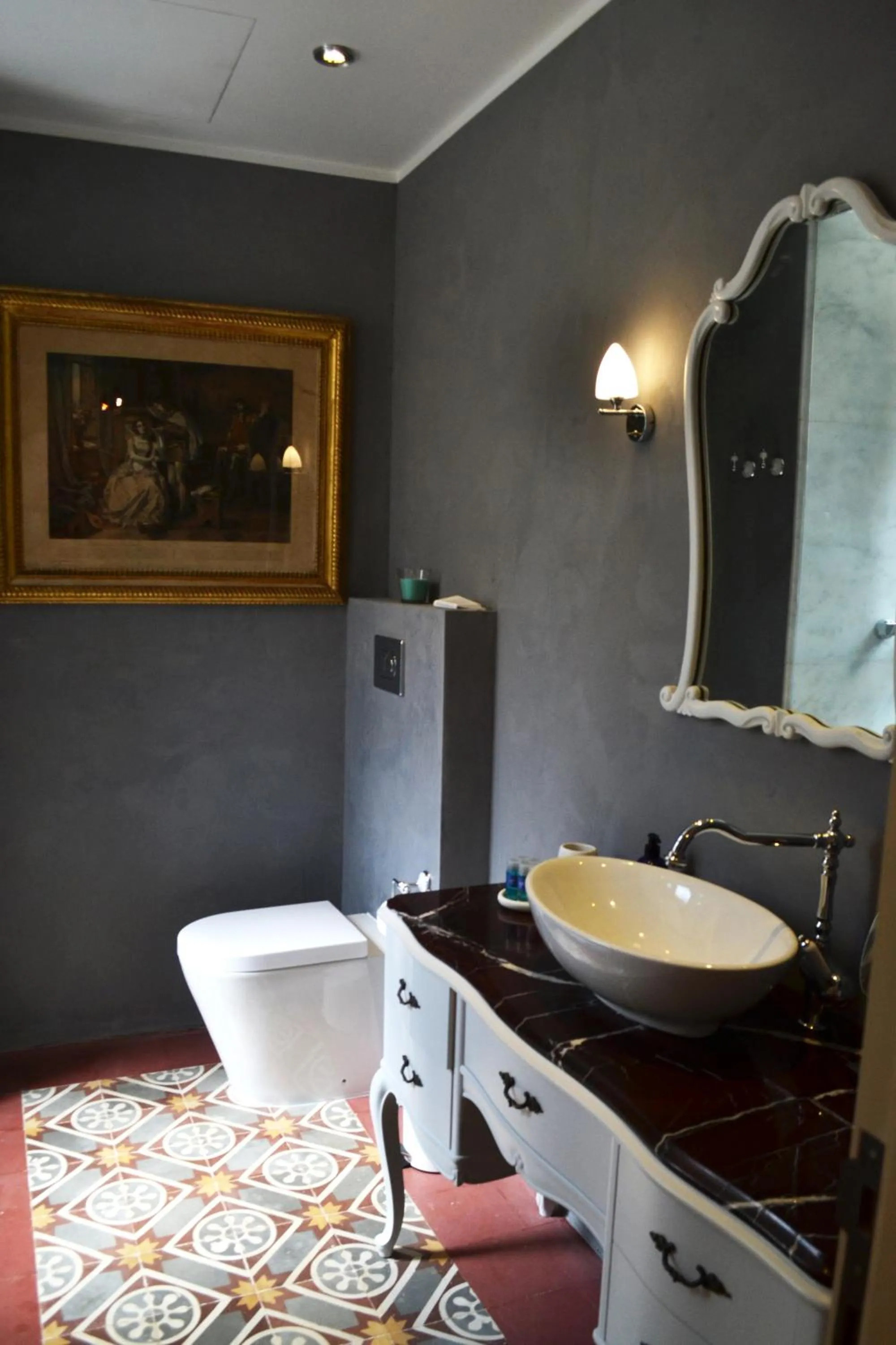 Bathroom in Sally Port Suites