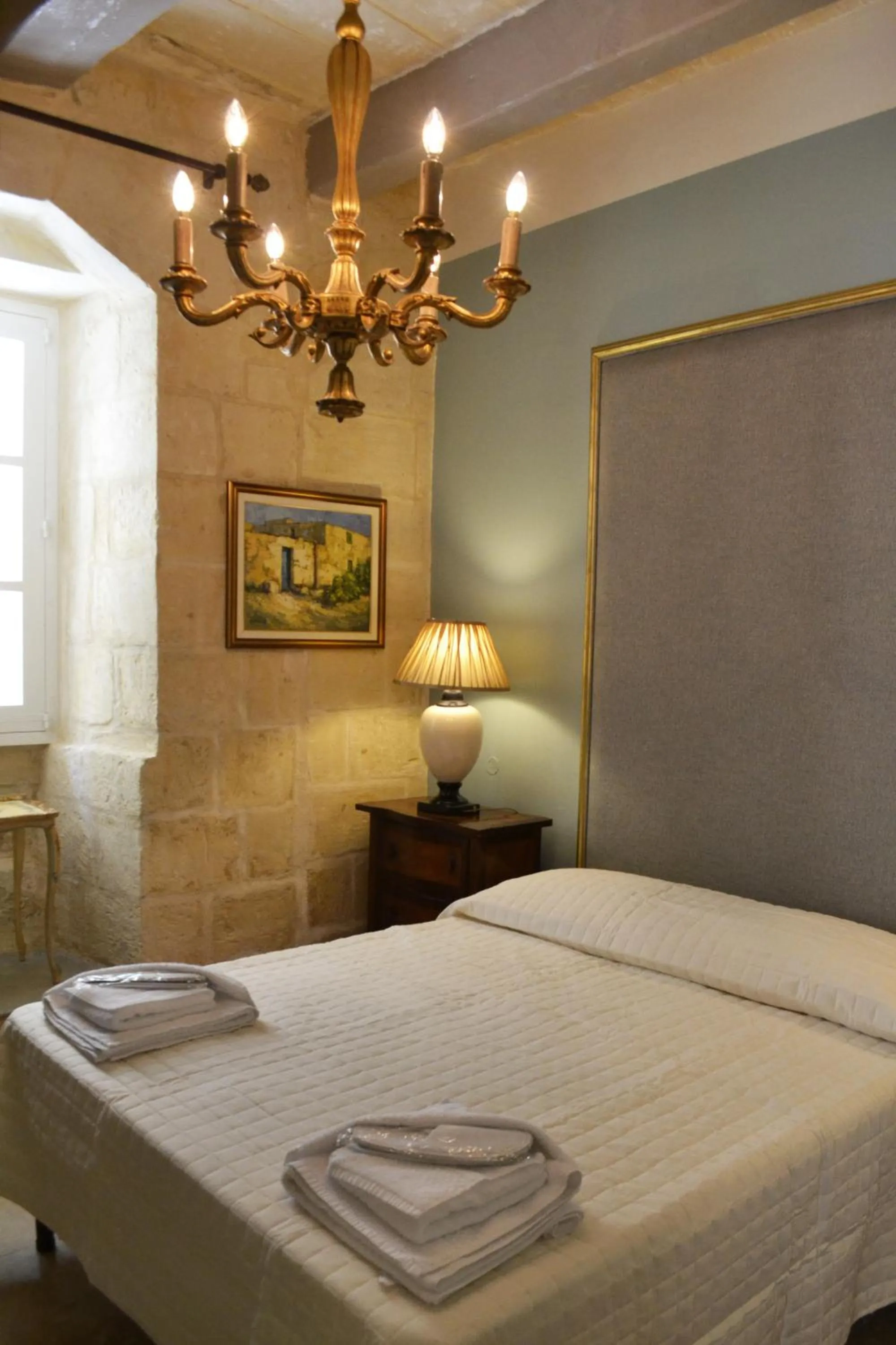 Bed in Sally Port Suites