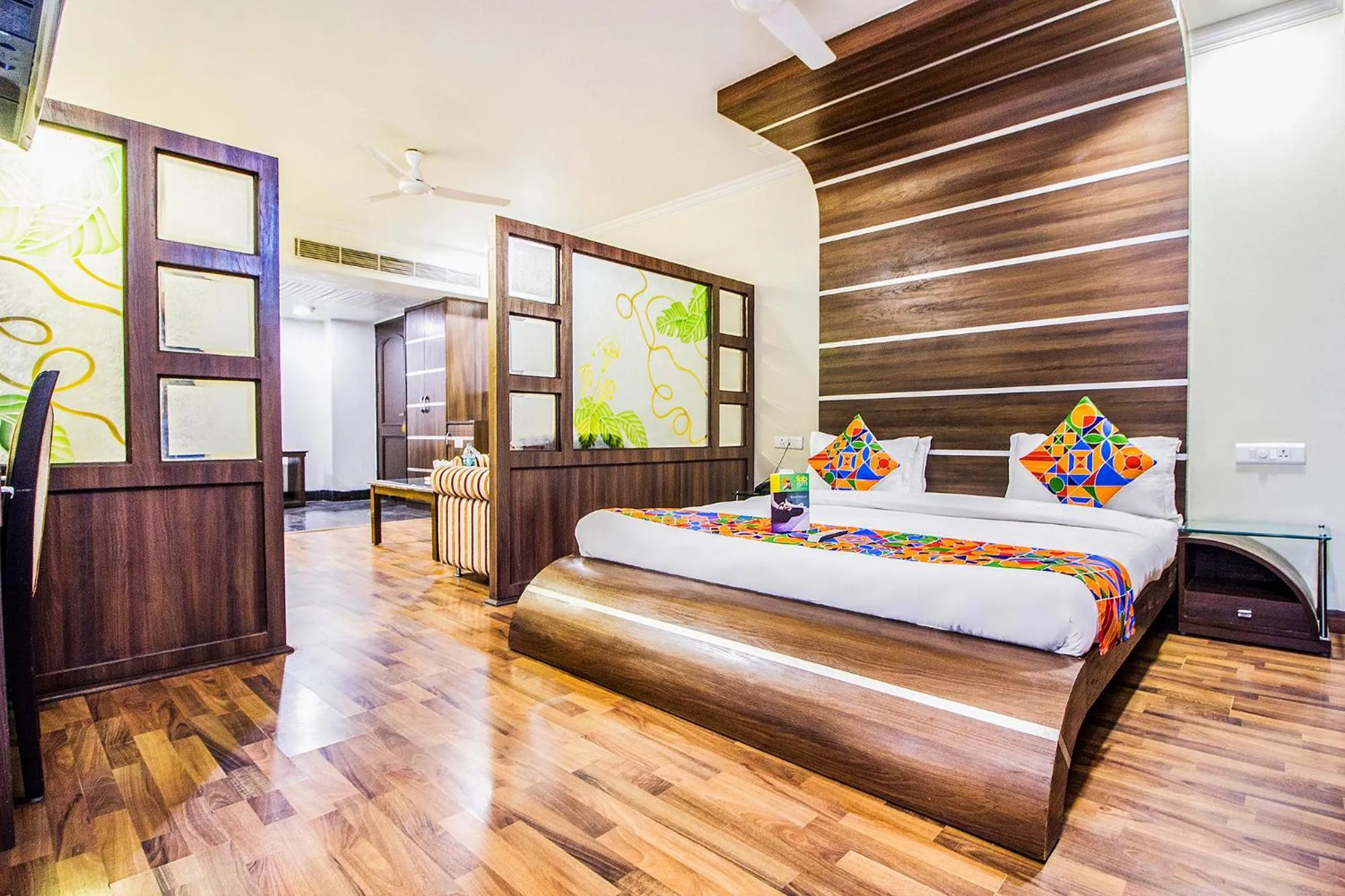 Living room, Bed in FabHotel Aaykay Model Town