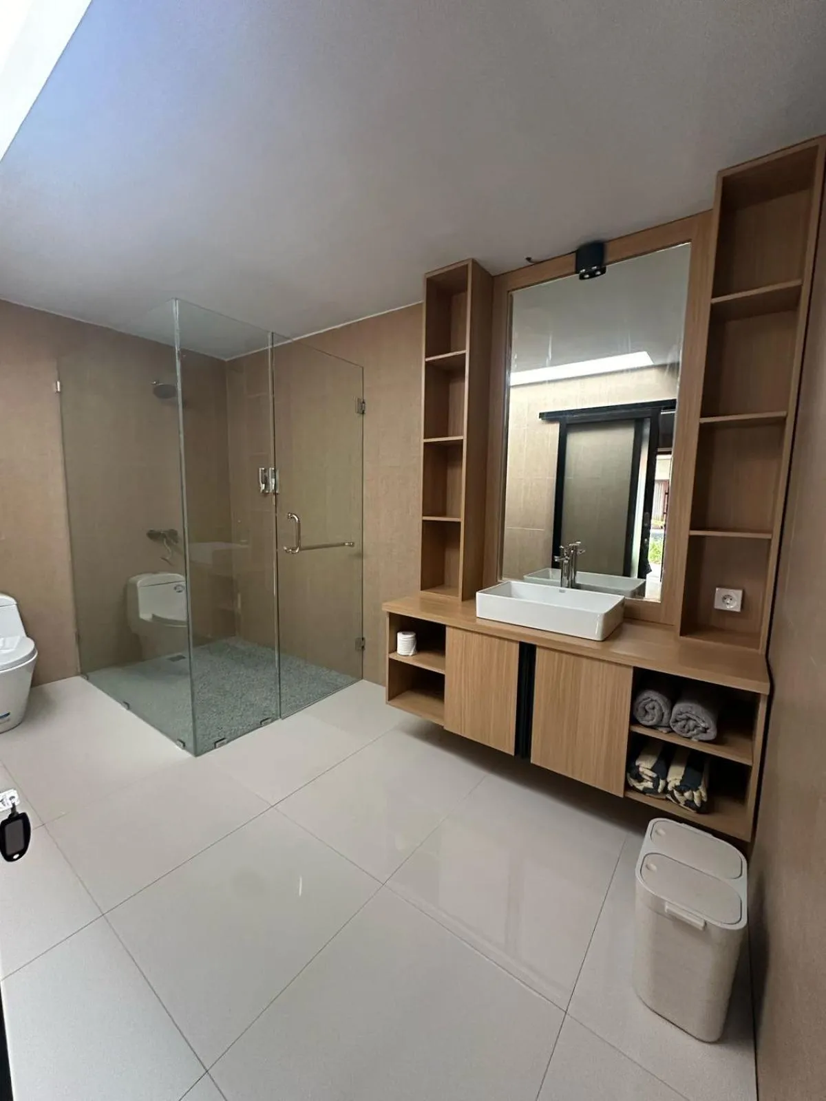 Shower in Bintang Bungalow