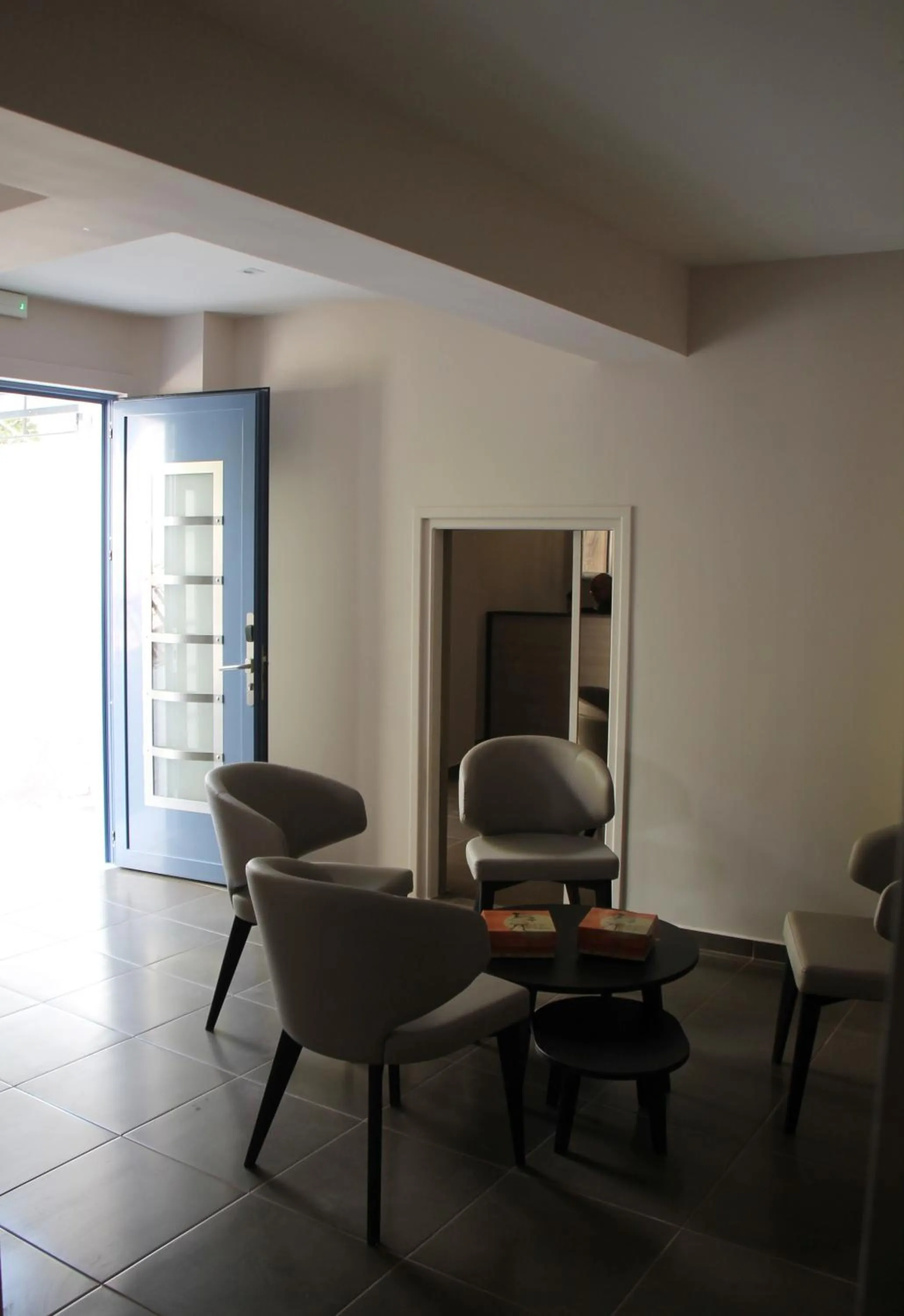 Facade/entrance in Angels