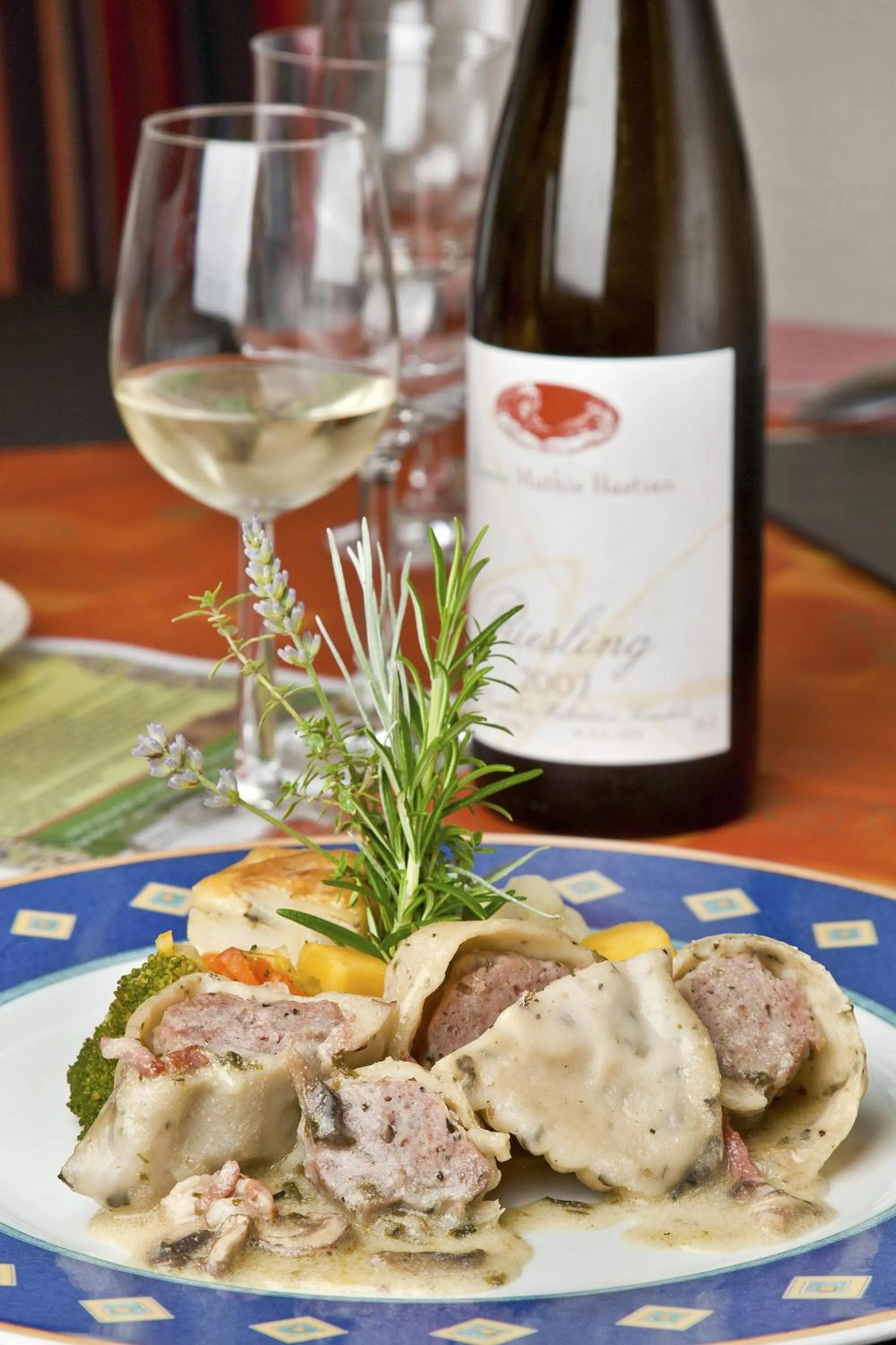 Food in Logis Gourmet & Relax Wellness Hotel De La Sure