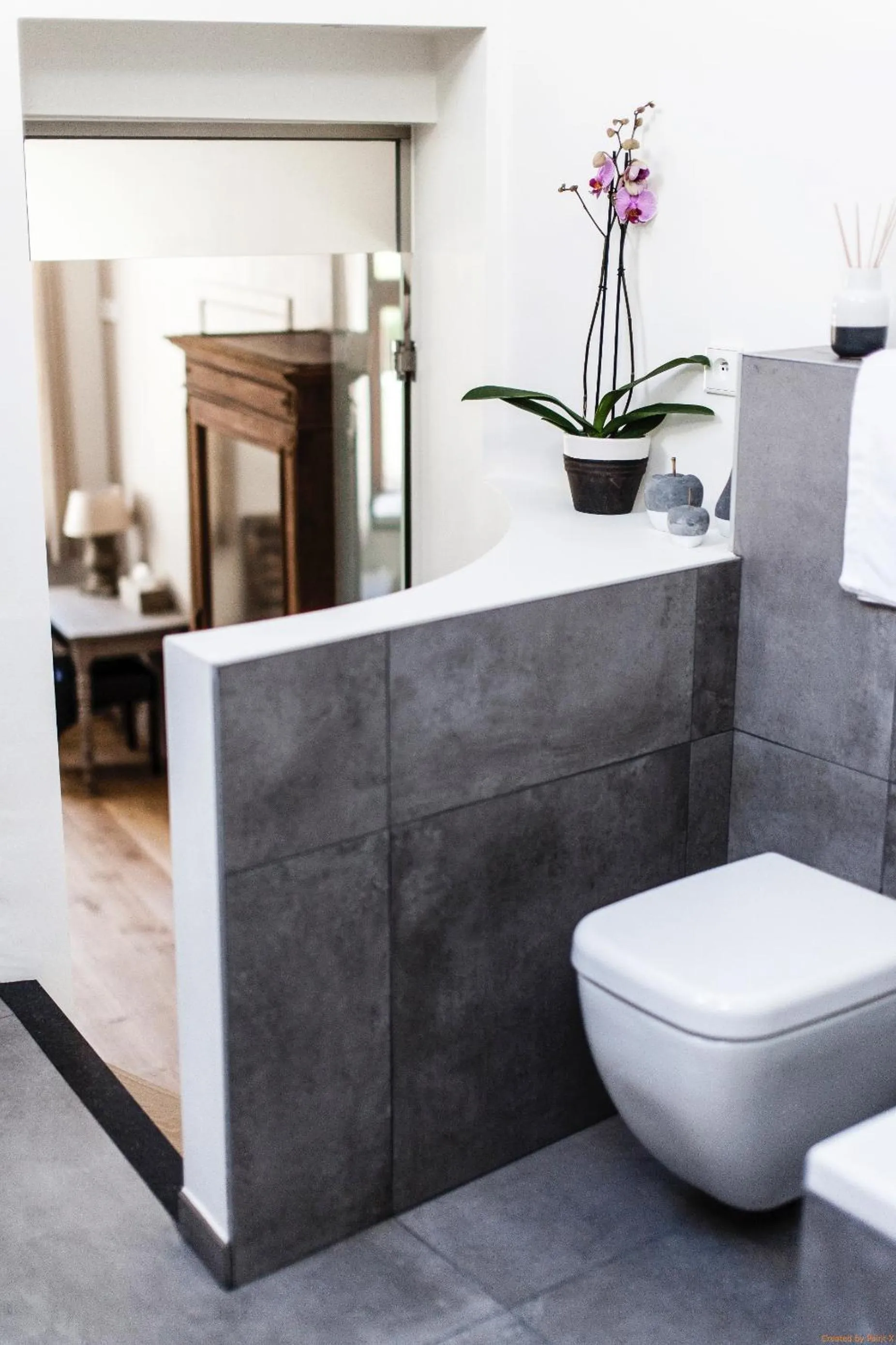 Toilet in La maison en pierre