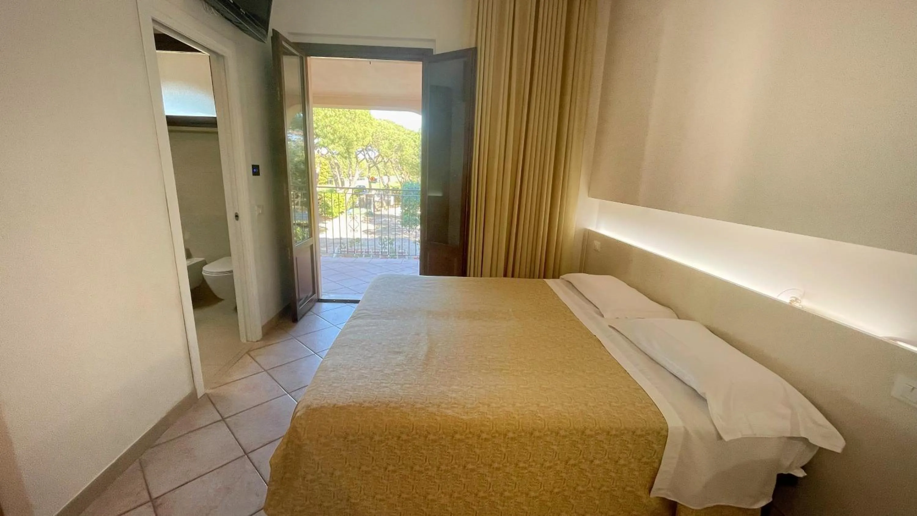 Bed in Hotel Boschetto