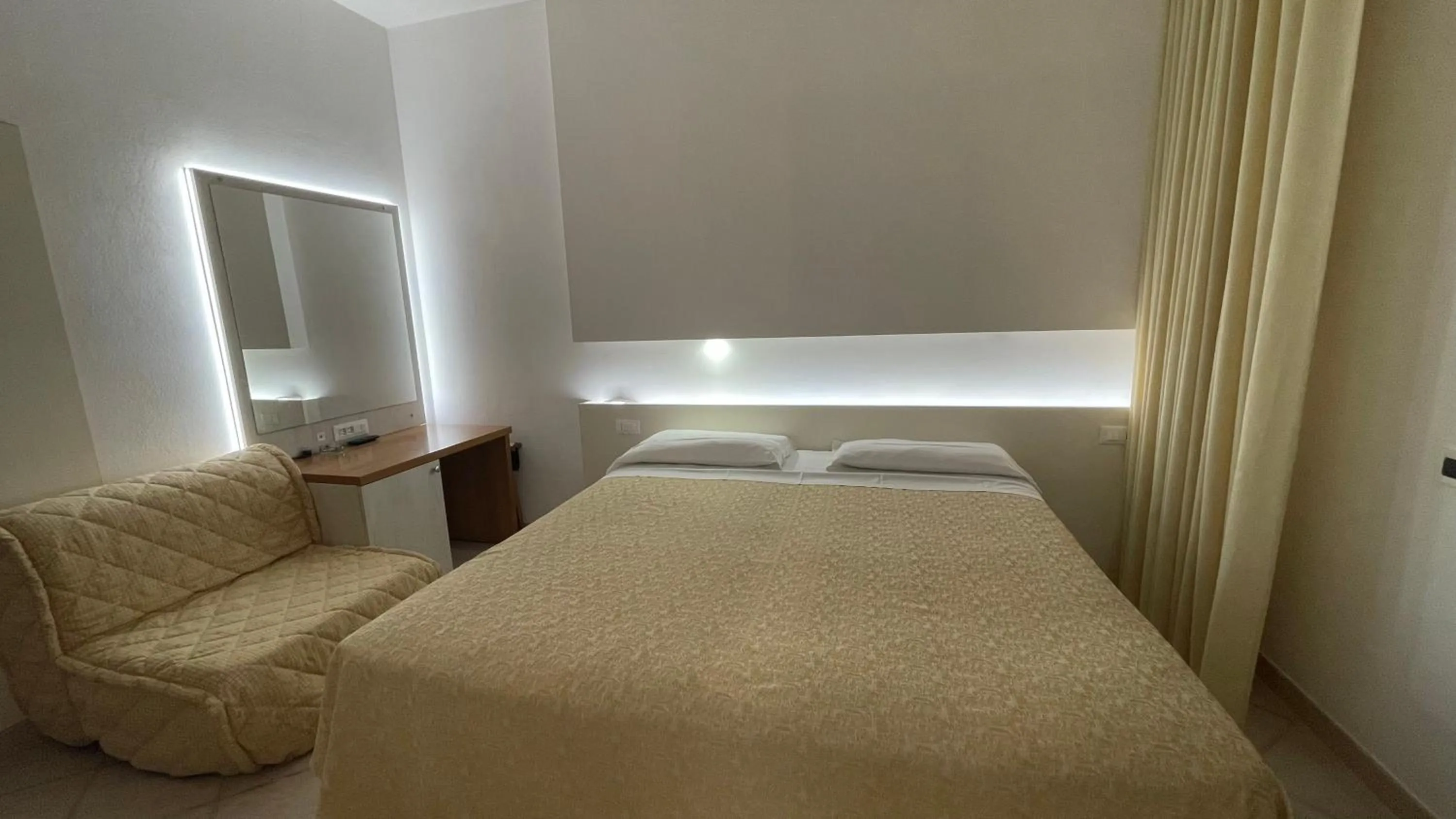 Bed in Hotel Boschetto