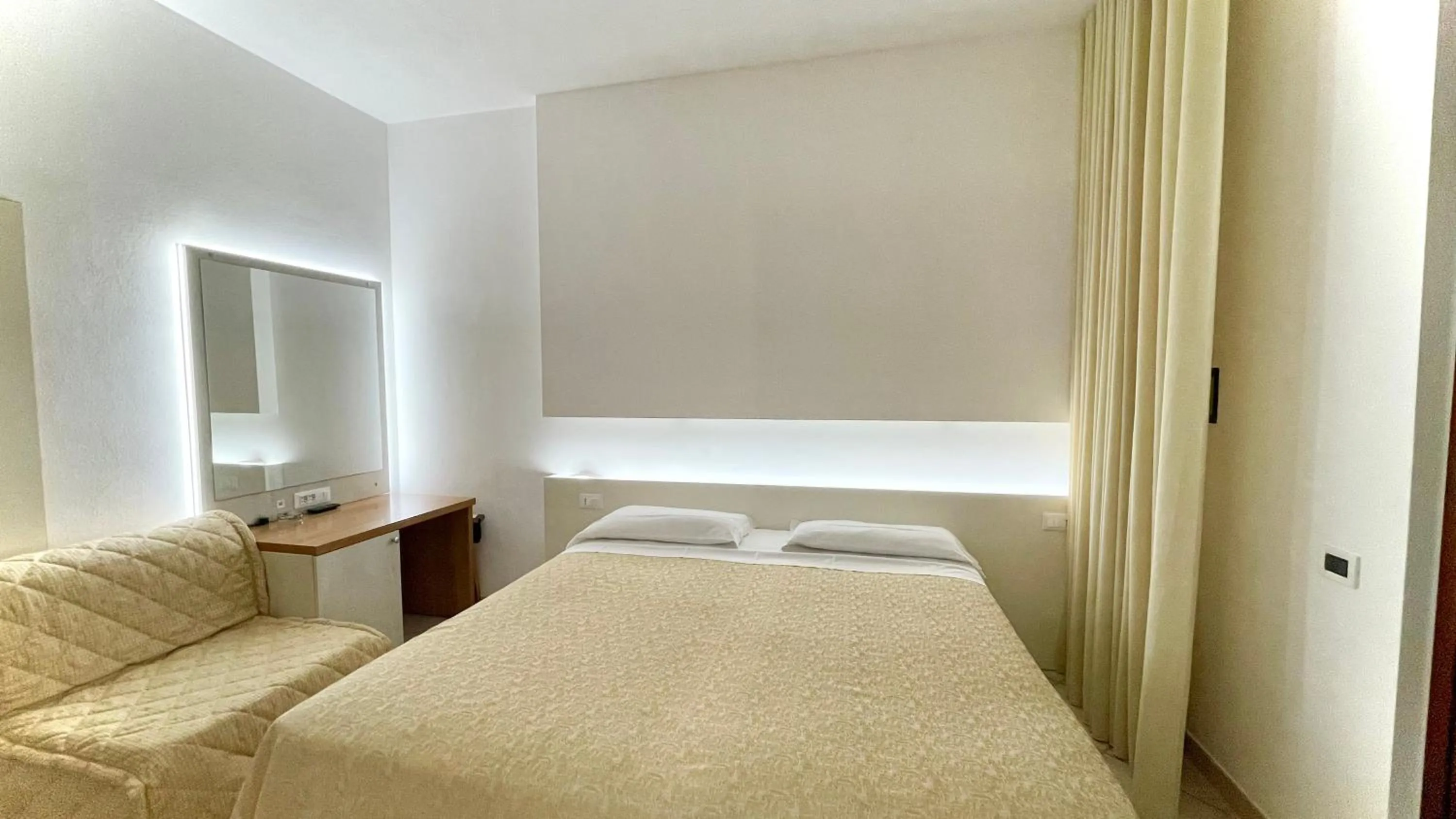 Bed in Hotel Boschetto