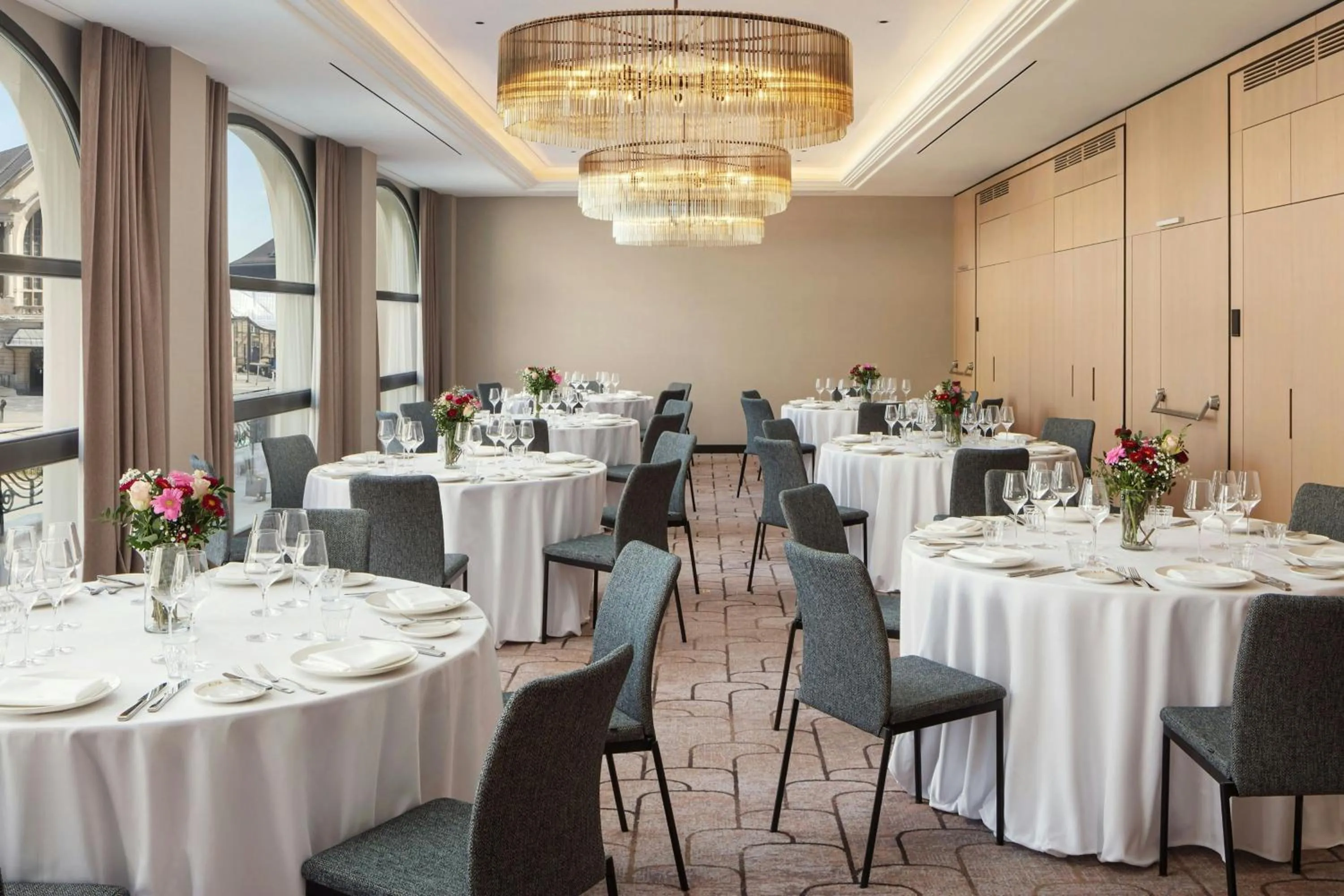 Meeting/conference room in Luxembourg Marriott Hotel Alfa