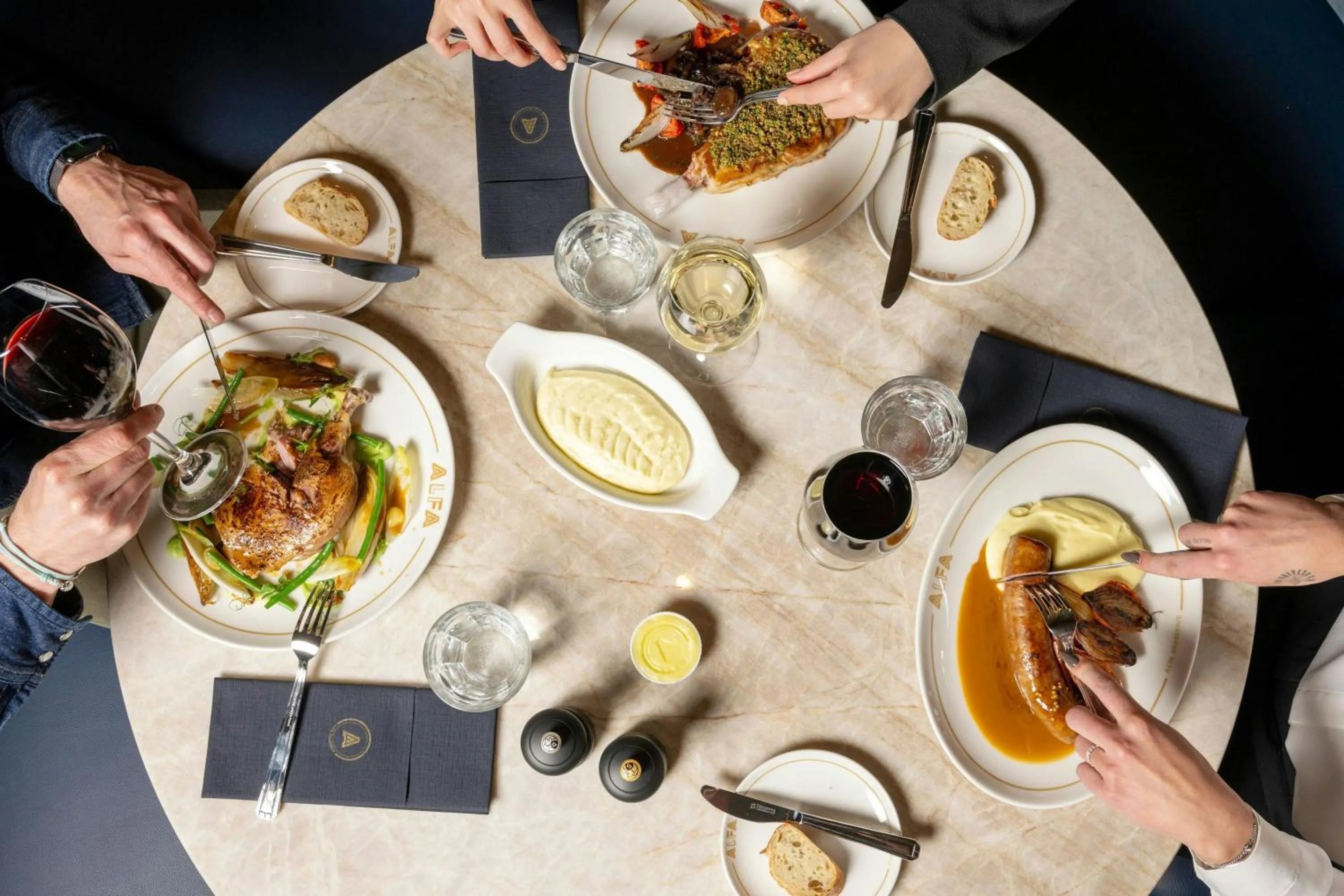 Restaurant/places to eat in Luxembourg Marriott Hotel Alfa