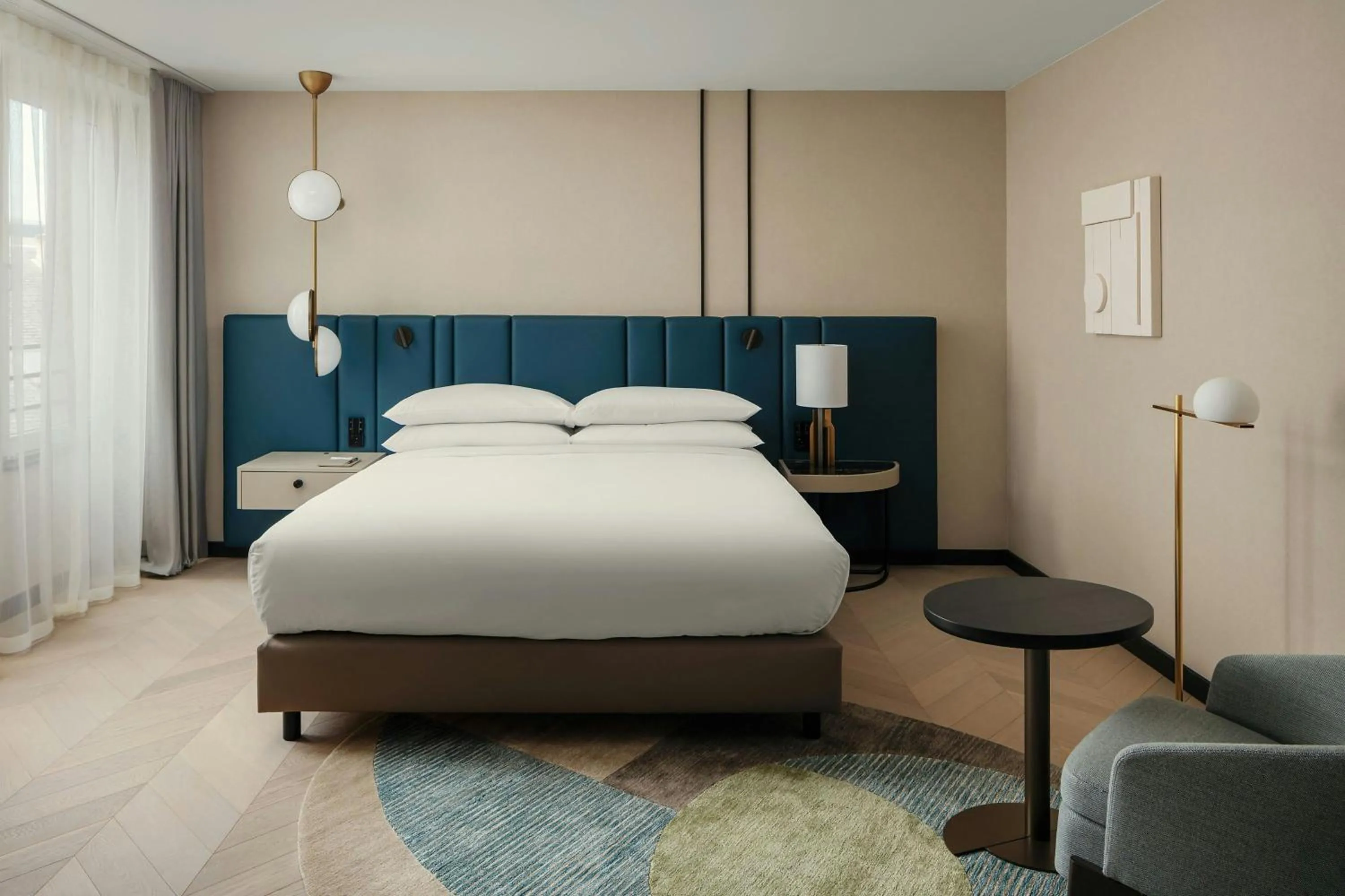 Photo of the whole room, Bed in Luxembourg Marriott Hotel Alfa