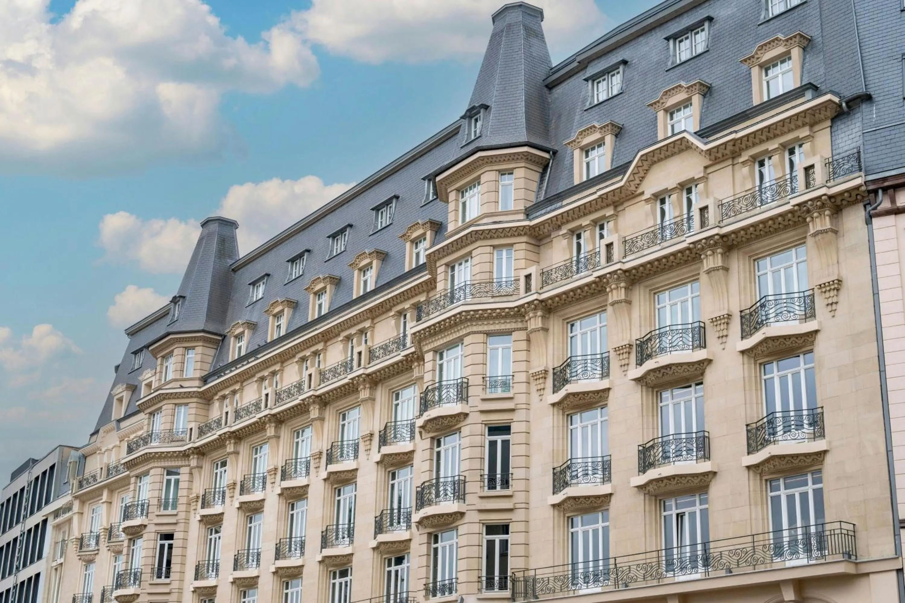 Property building in Luxembourg Marriott Hotel Alfa