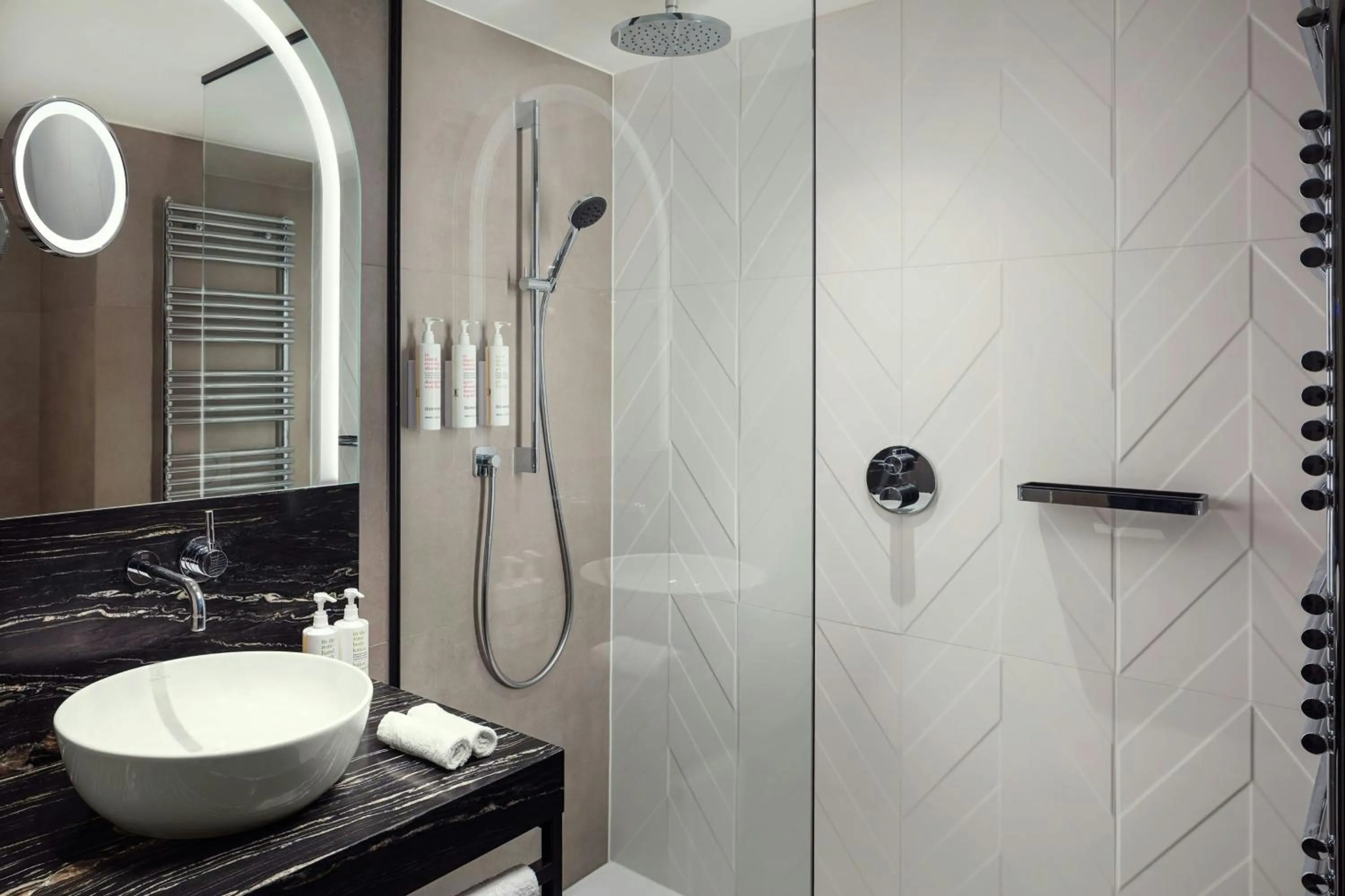 Bathroom in Luxembourg Marriott Hotel Alfa