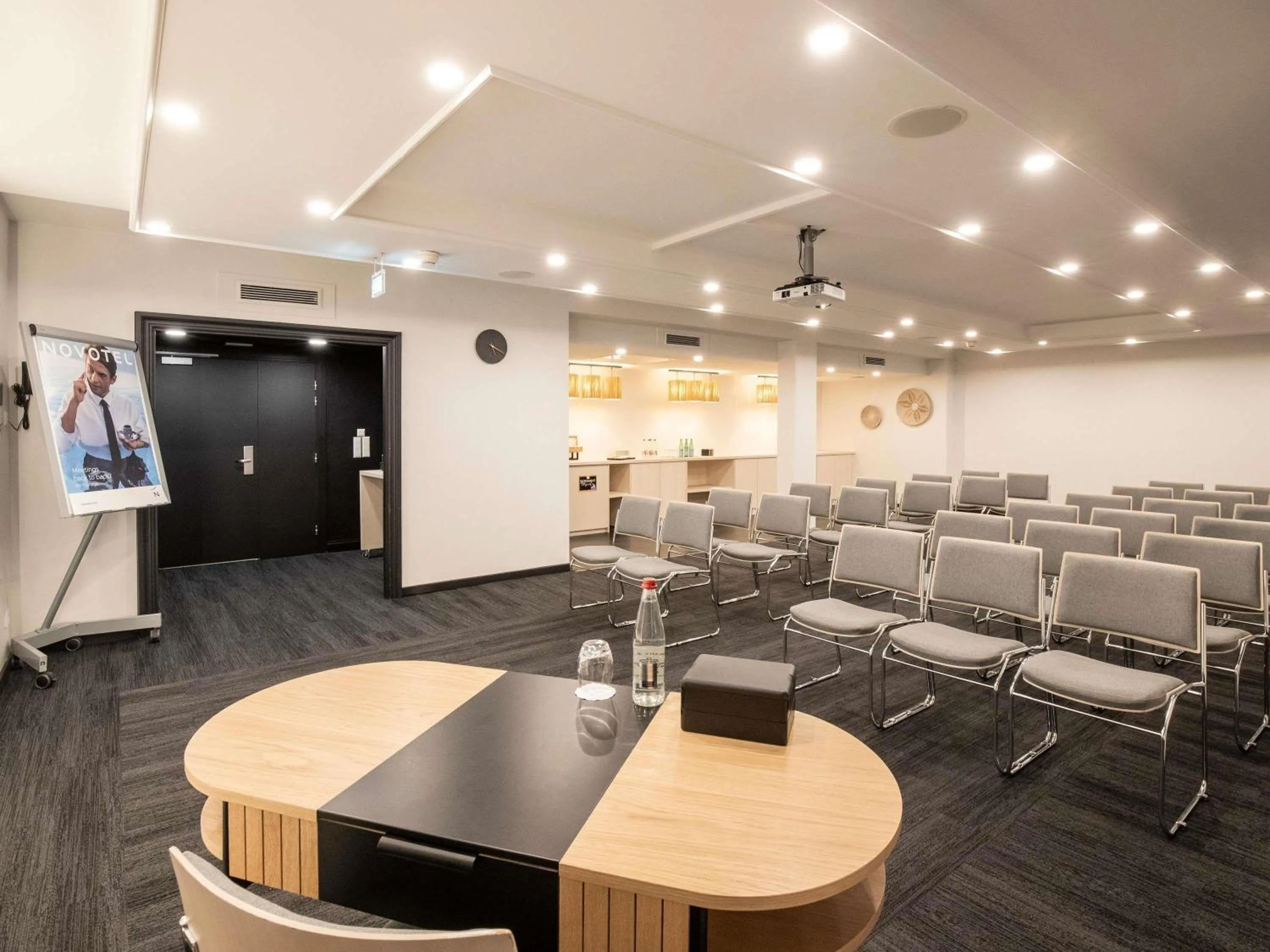 Meeting/conference room in Novotel Luxembourg Kirchberg
