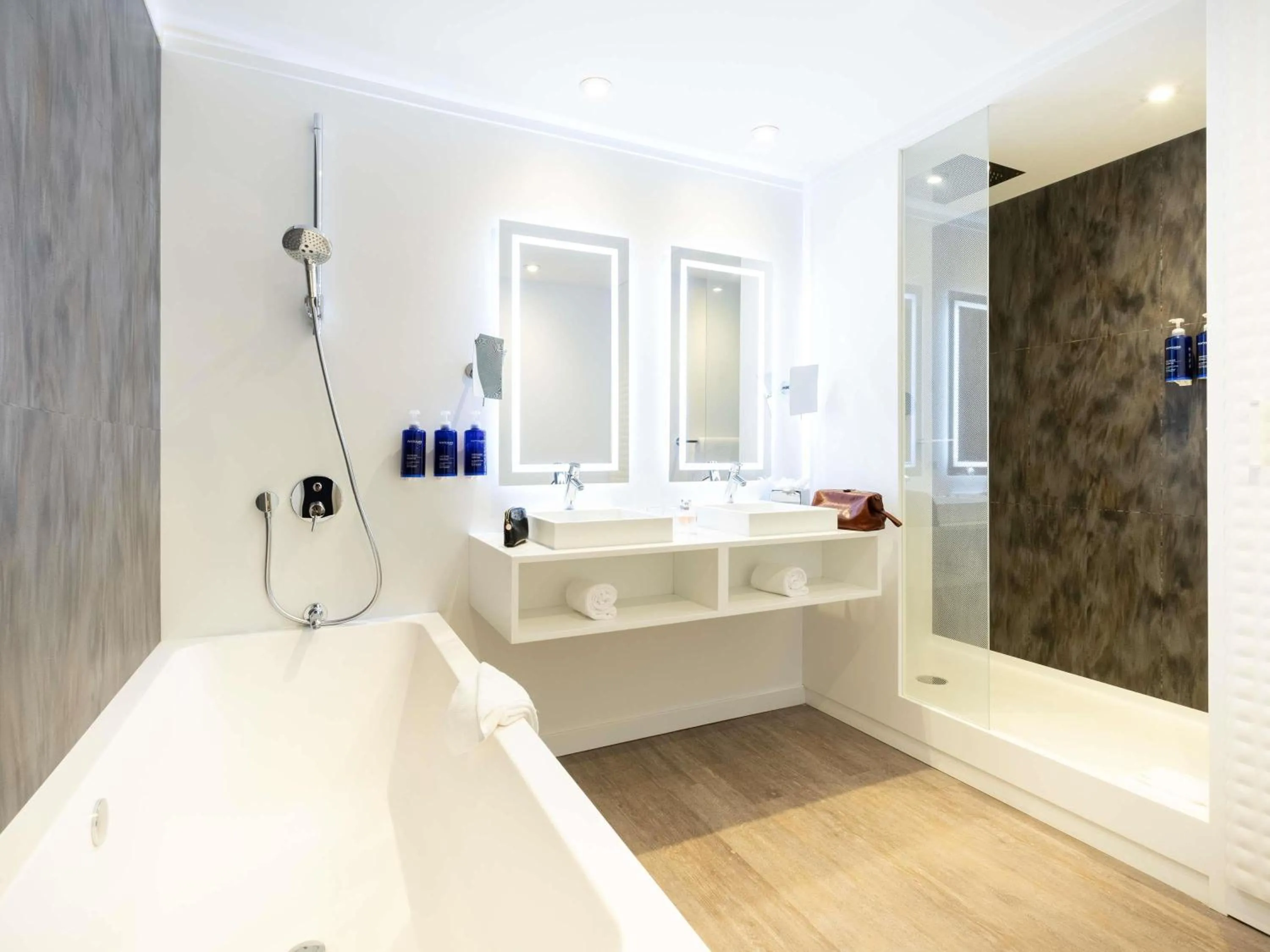 Bedroom in Novotel Luxembourg Kirchberg